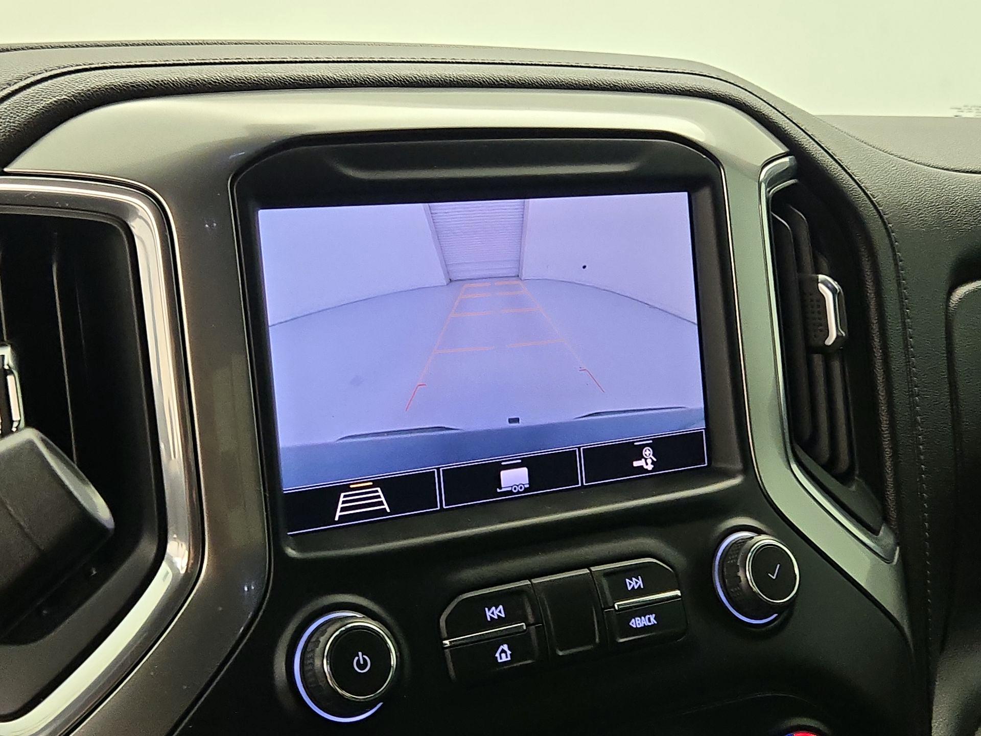 Thumbnail: 2020 Chevrolet Silverado 1500 - 14