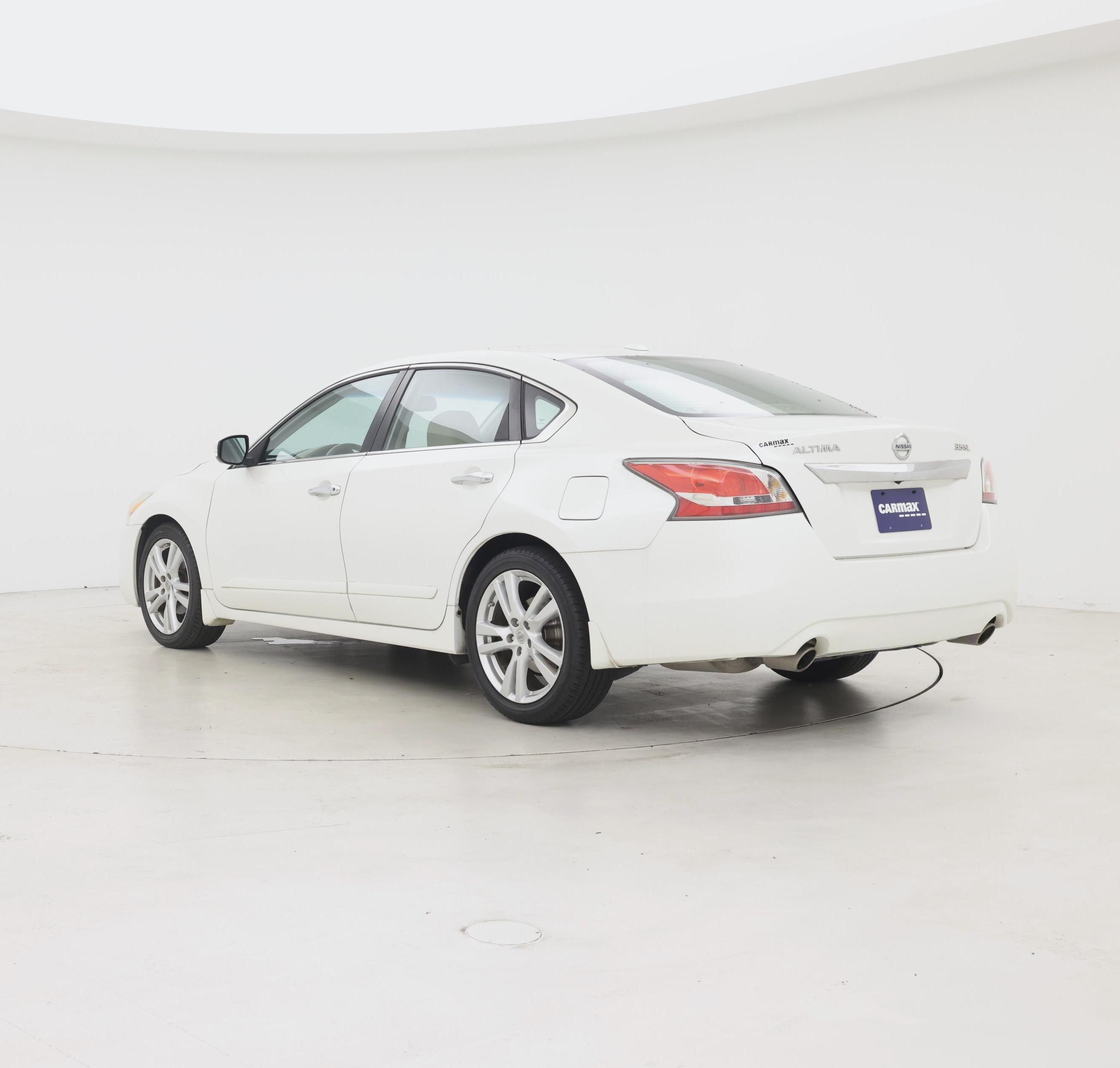 Thumbnail: 2014 Nissan Altima - 2