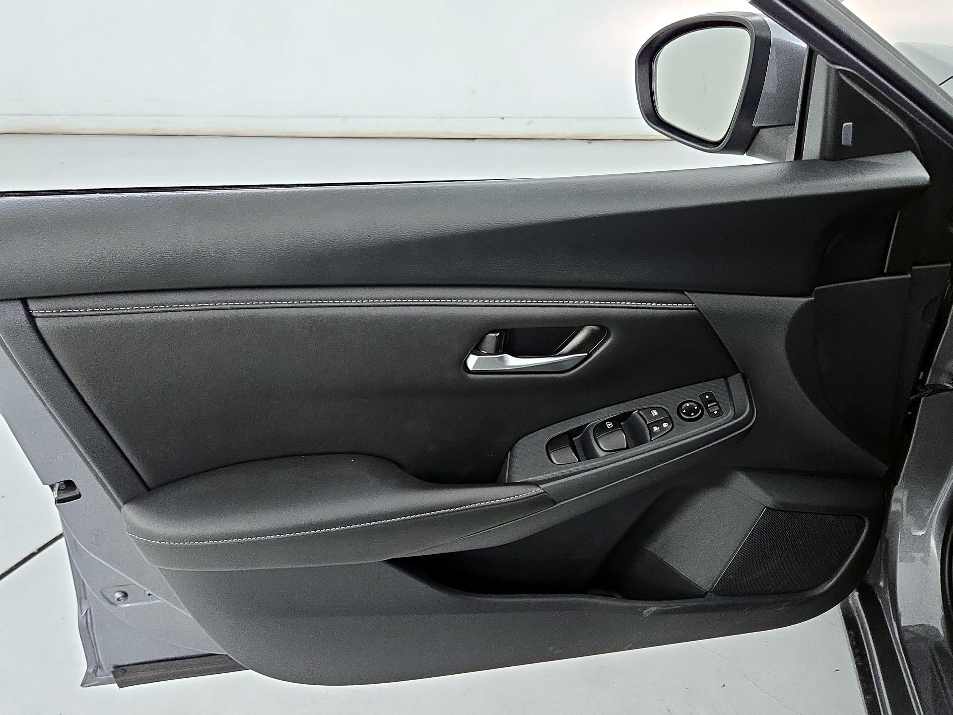 Thumbnail: 2024 Nissan Sentra - 12