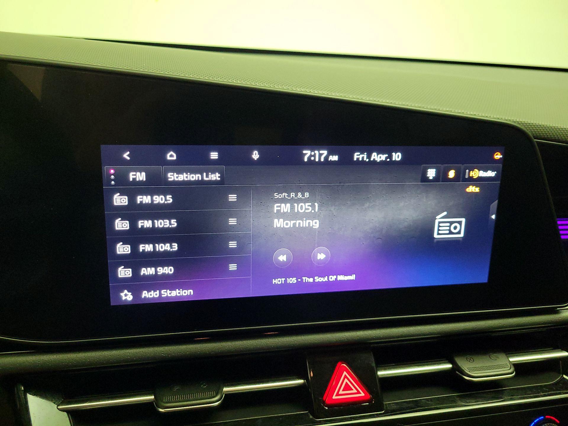 Thumbnail: 2024 Kia Niro - 16