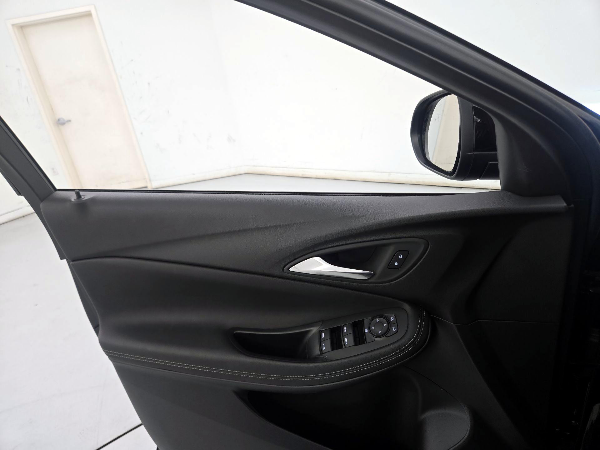 Thumbnail: 2025 Buick Encore GX - 12