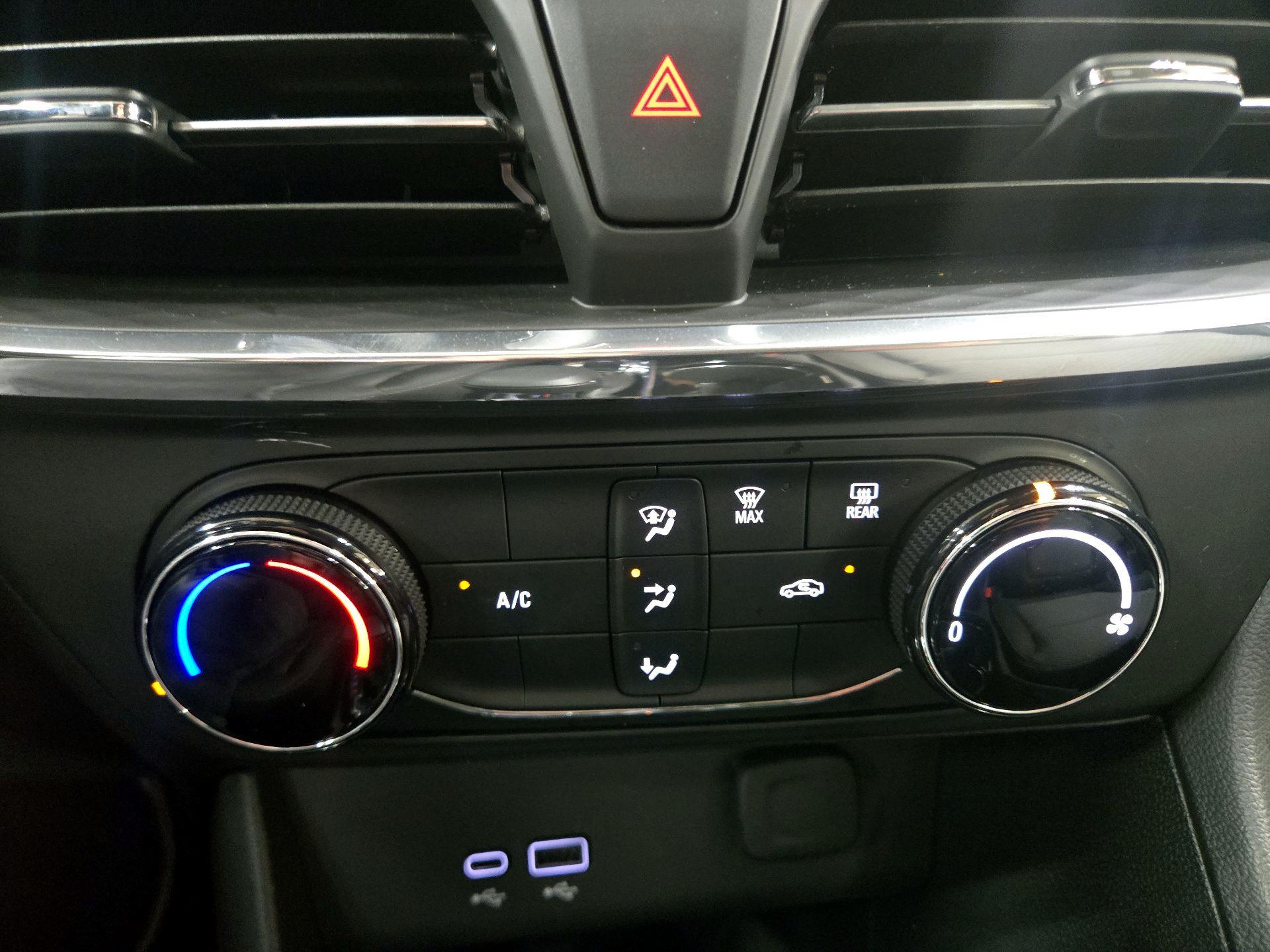 Thumbnail: 2025 Buick Encore GX - 16