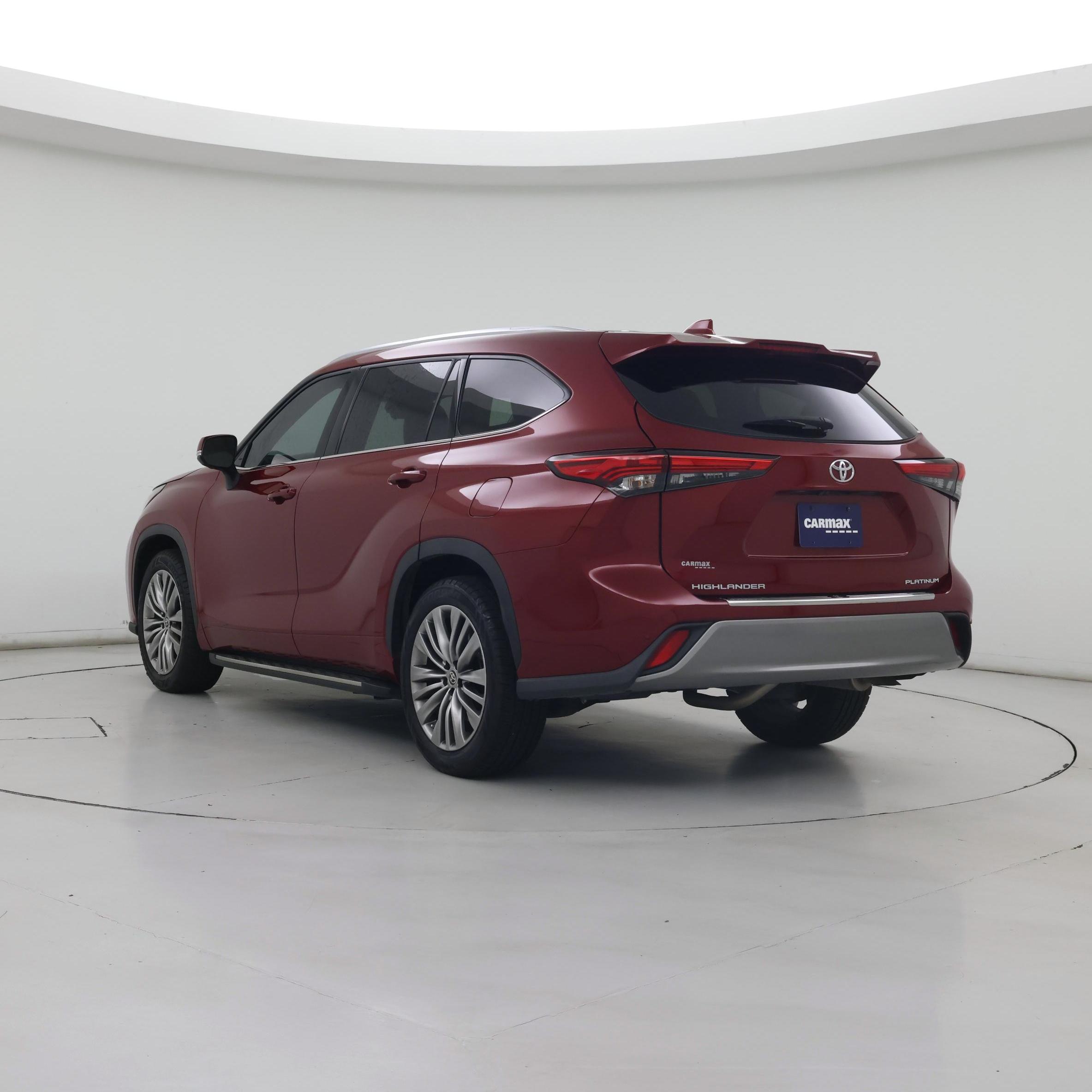 Thumbnail: 2022 Toyota Highlander - 2