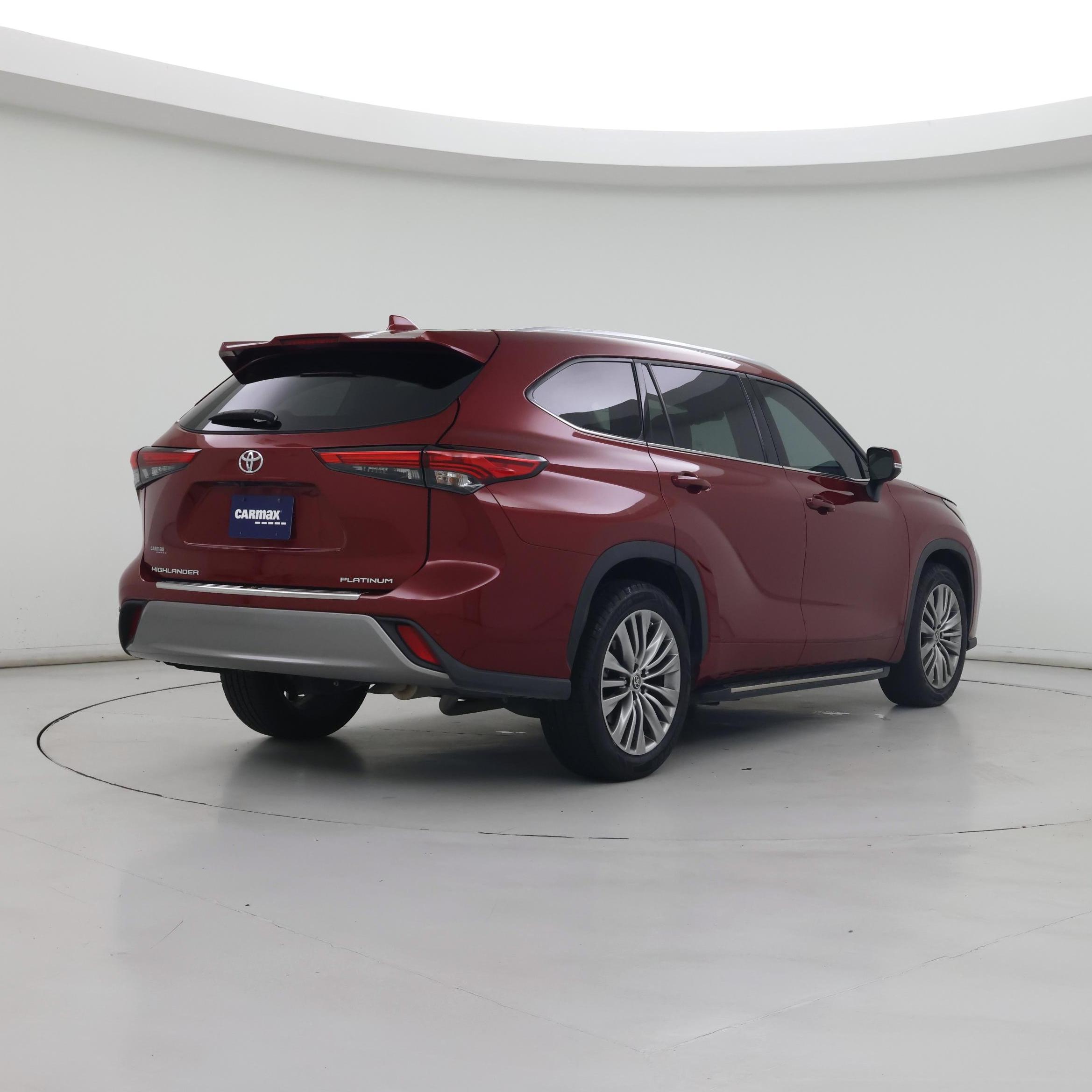 Thumbnail: 2022 Toyota Highlander - 8