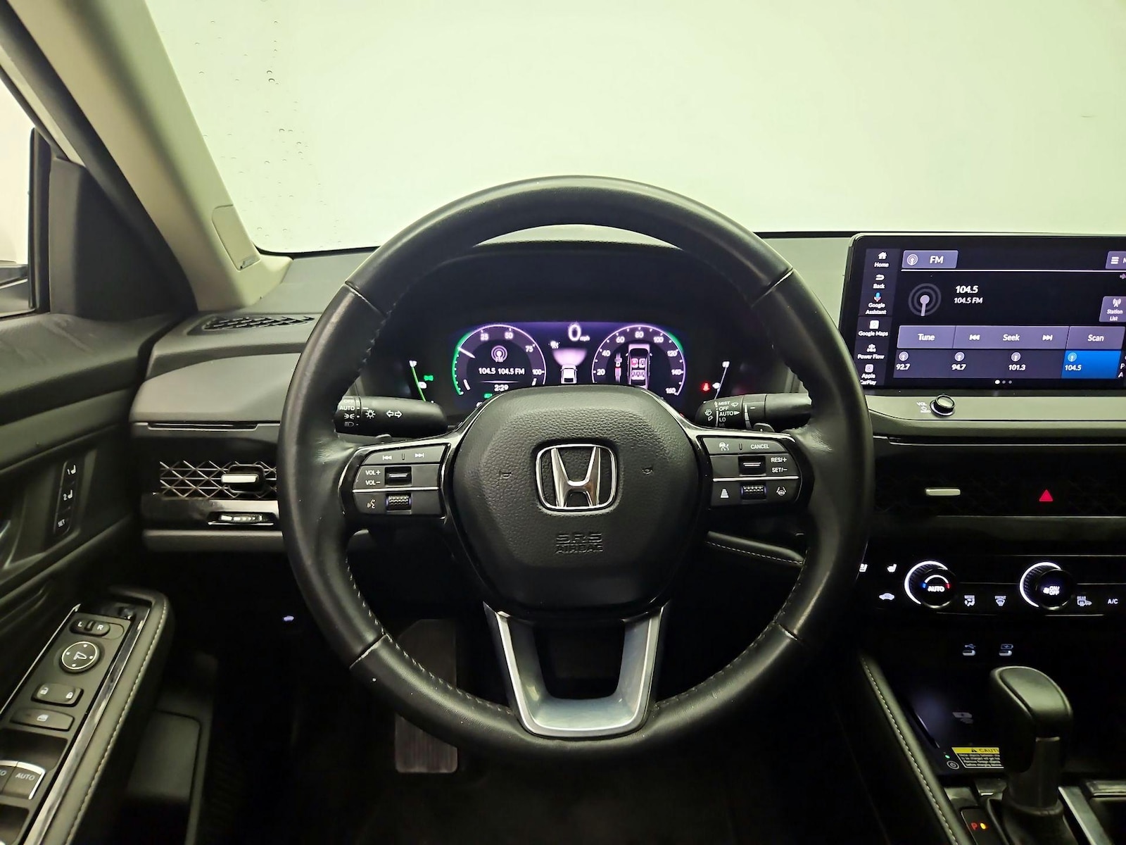 2024 Honda Accord Hybrid Touring - Photo 11