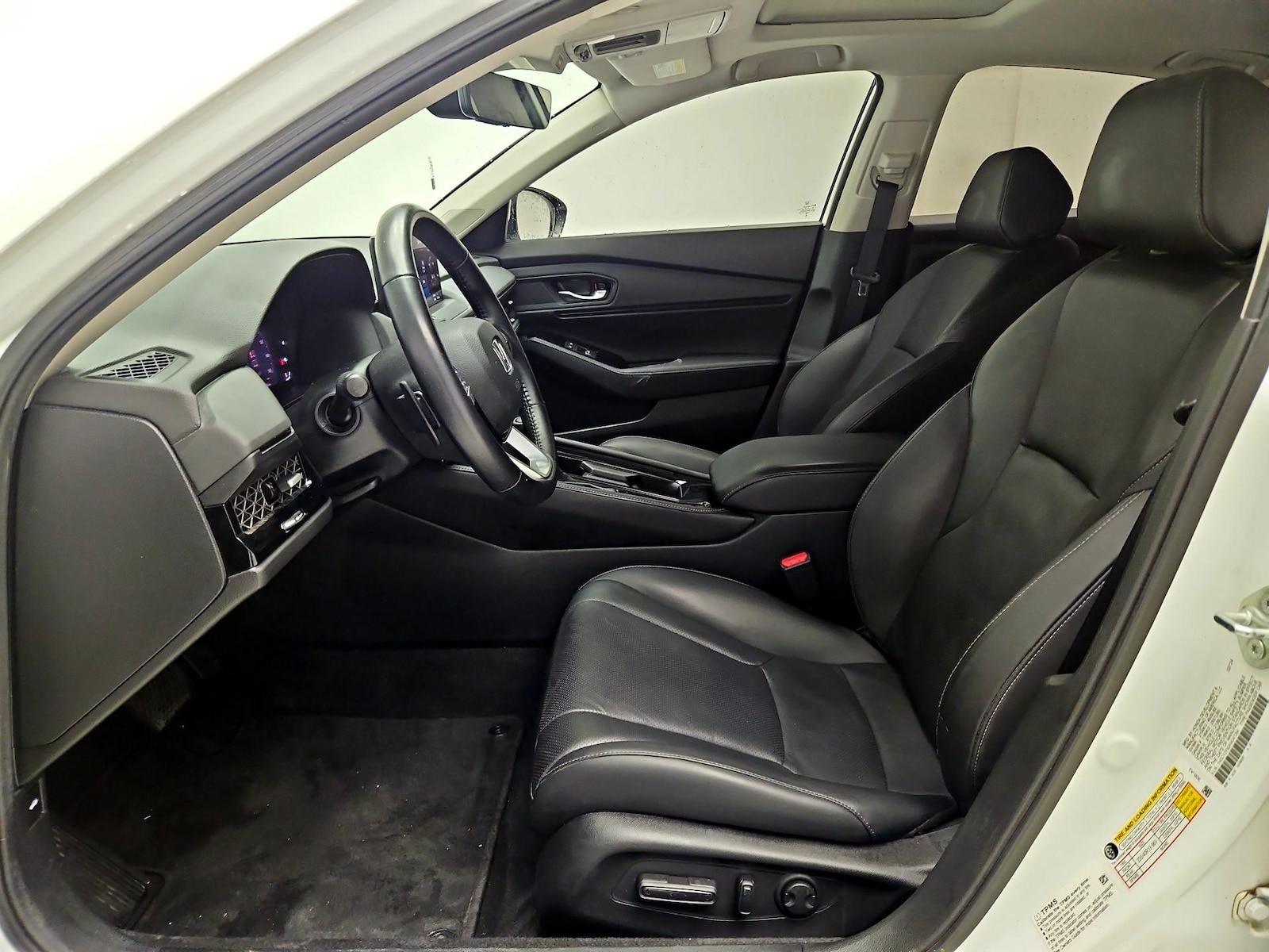 2024 Honda Accord Hybrid Touring - Photo 12
