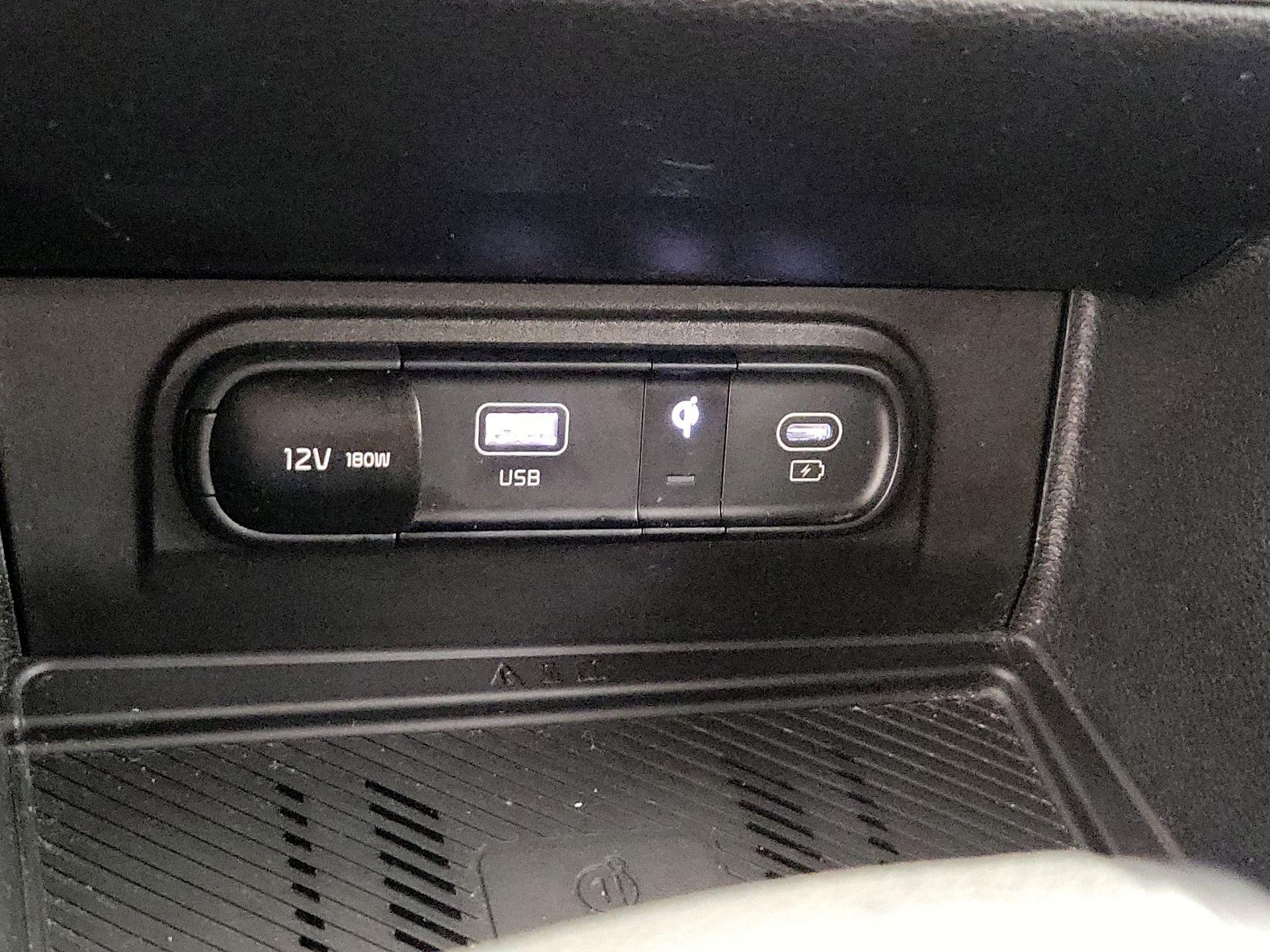 Thumbnail: 2023 Kia Sportage - 19