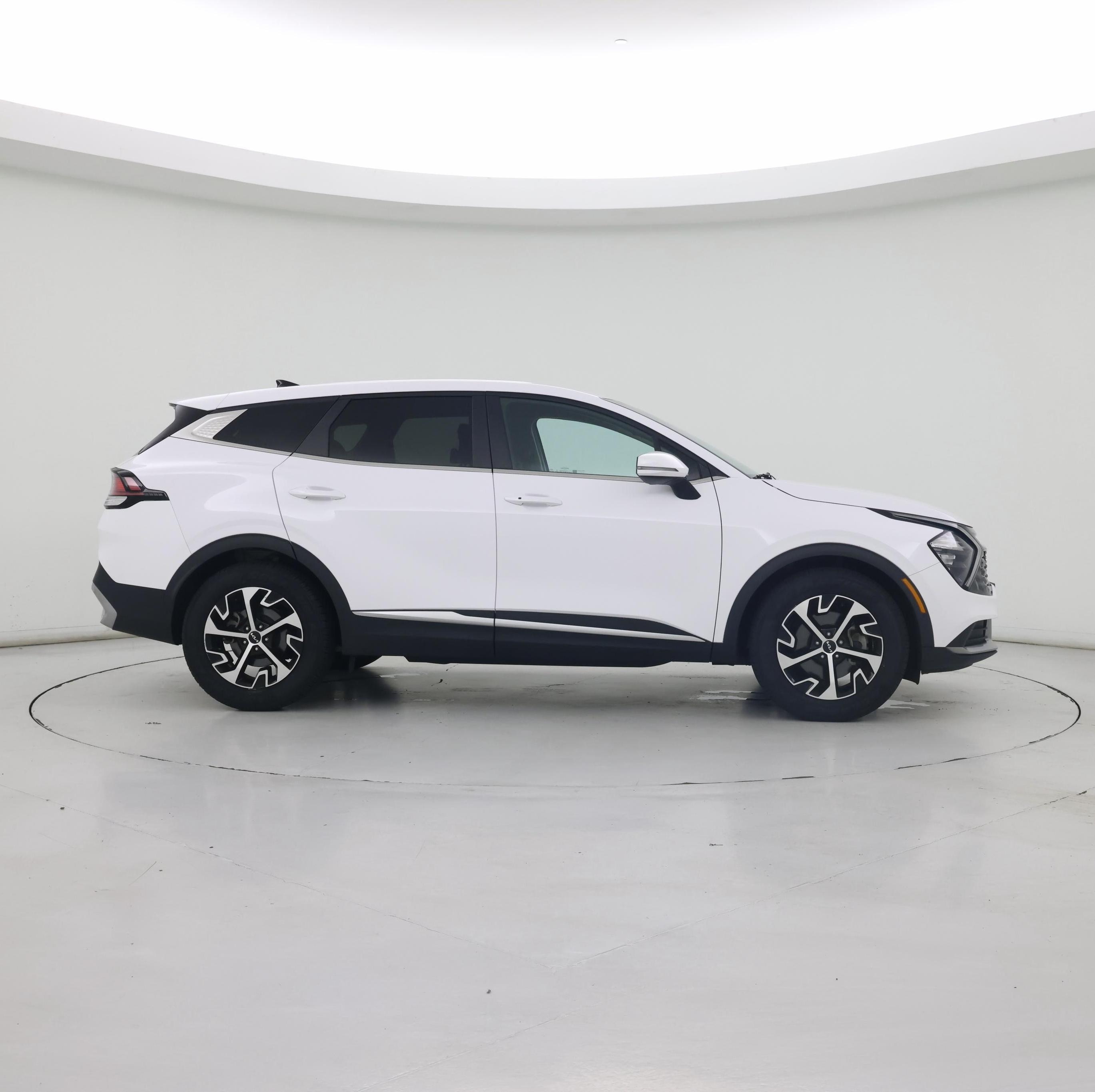 Thumbnail: 2023 Kia Sportage - 7