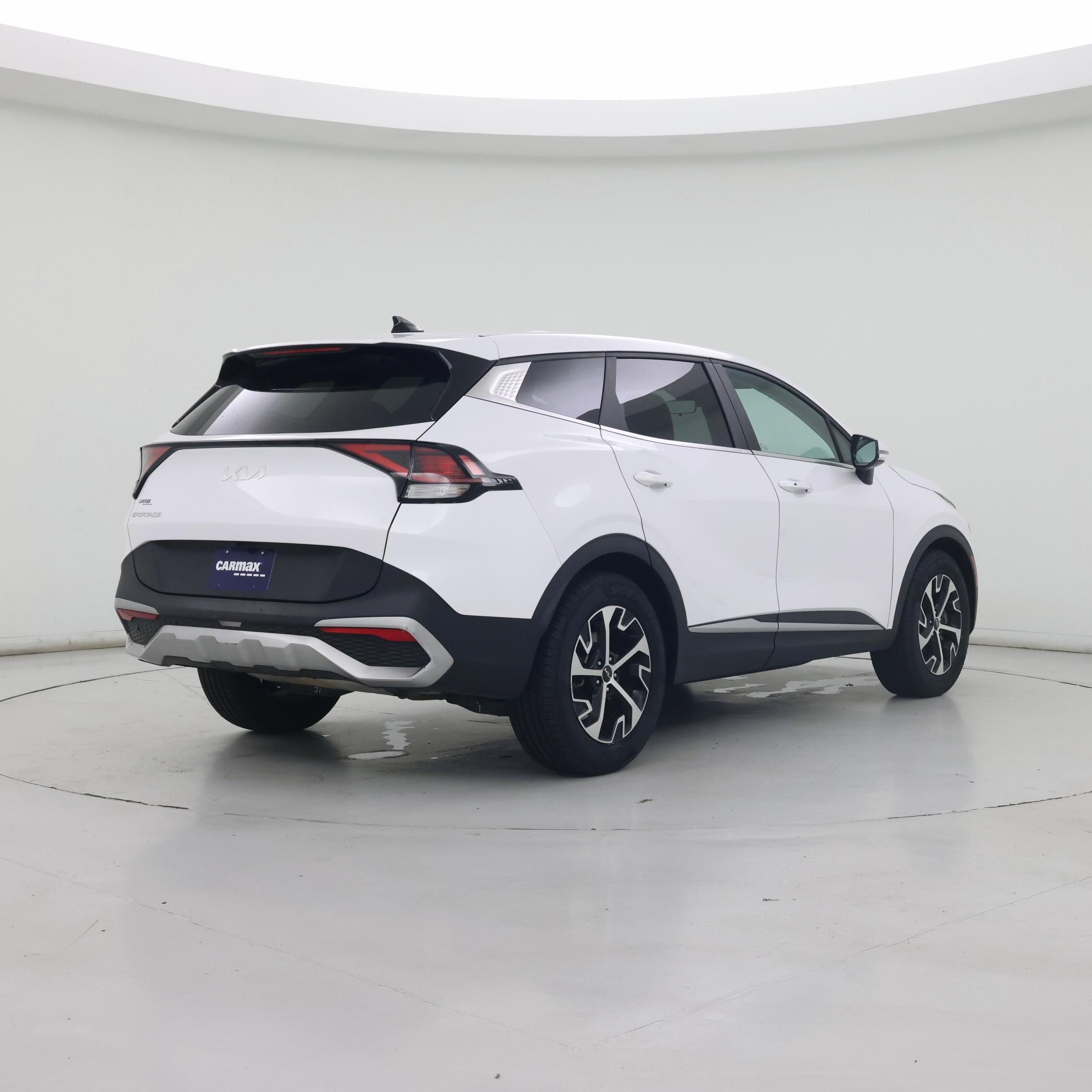 Thumbnail: 2023 Kia Sportage - 8