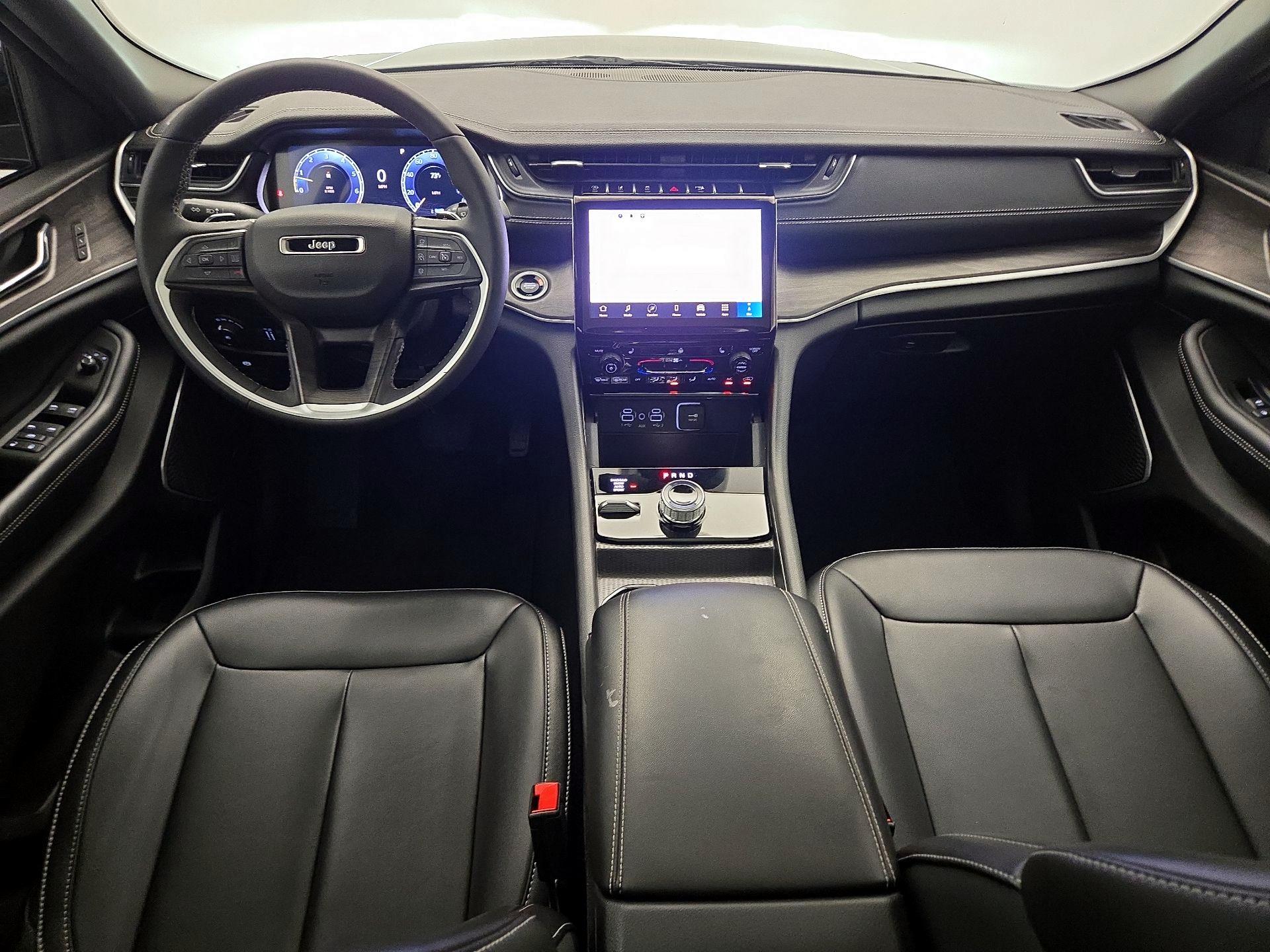 Thumbnail: 2024 Jeep Grand Cherokee - 9