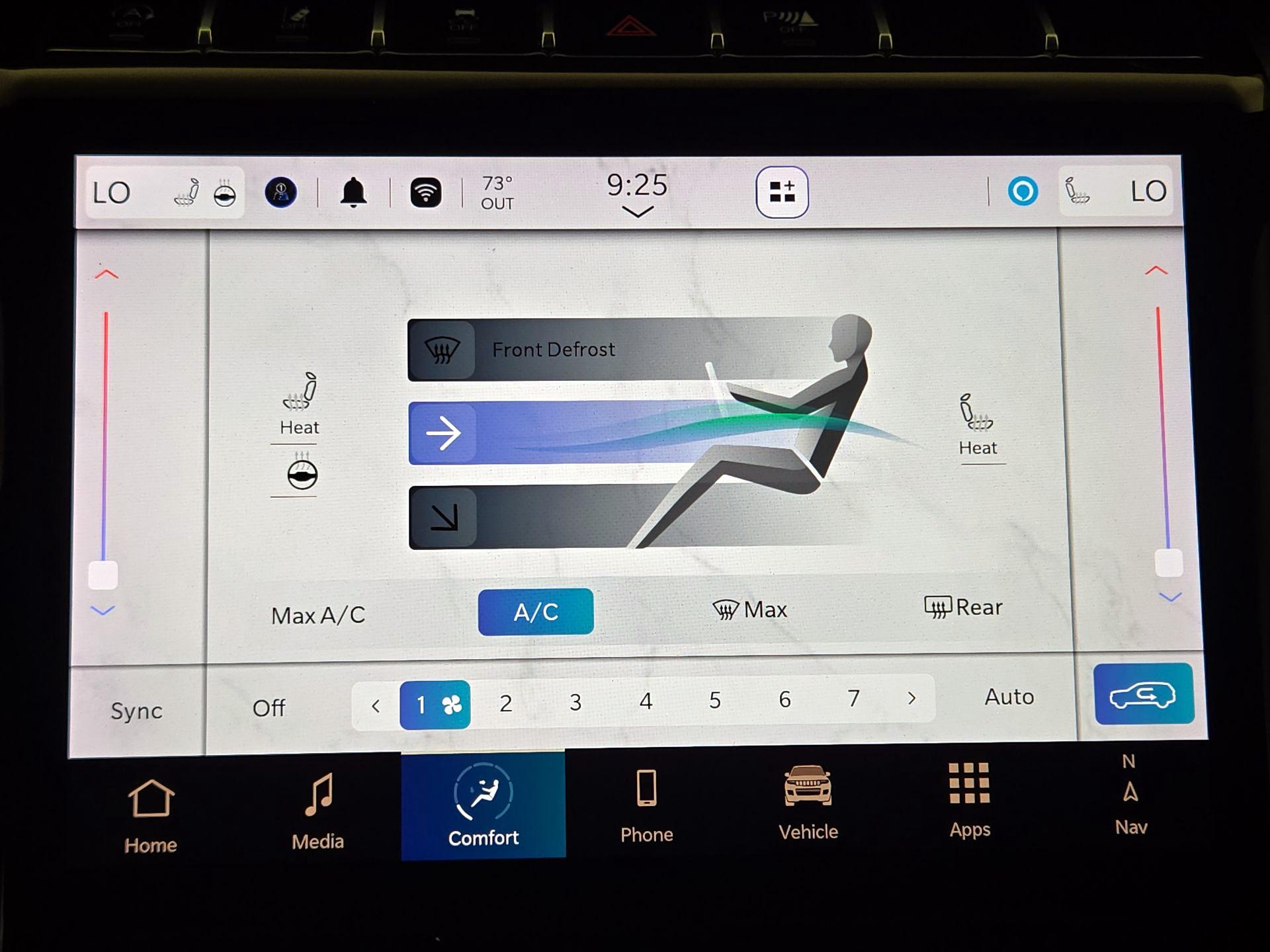 Thumbnail: 2024 Jeep Grand Cherokee - 17