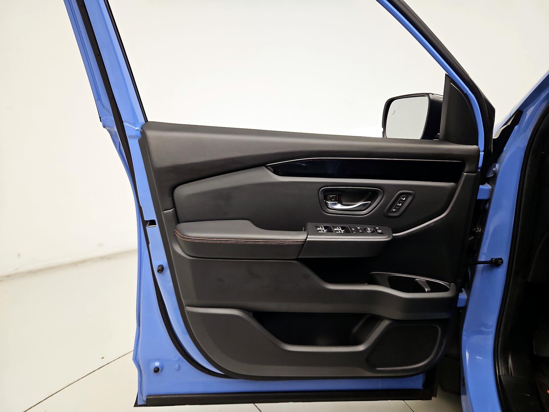 Thumbnail: 2025 Honda Pilot - 12