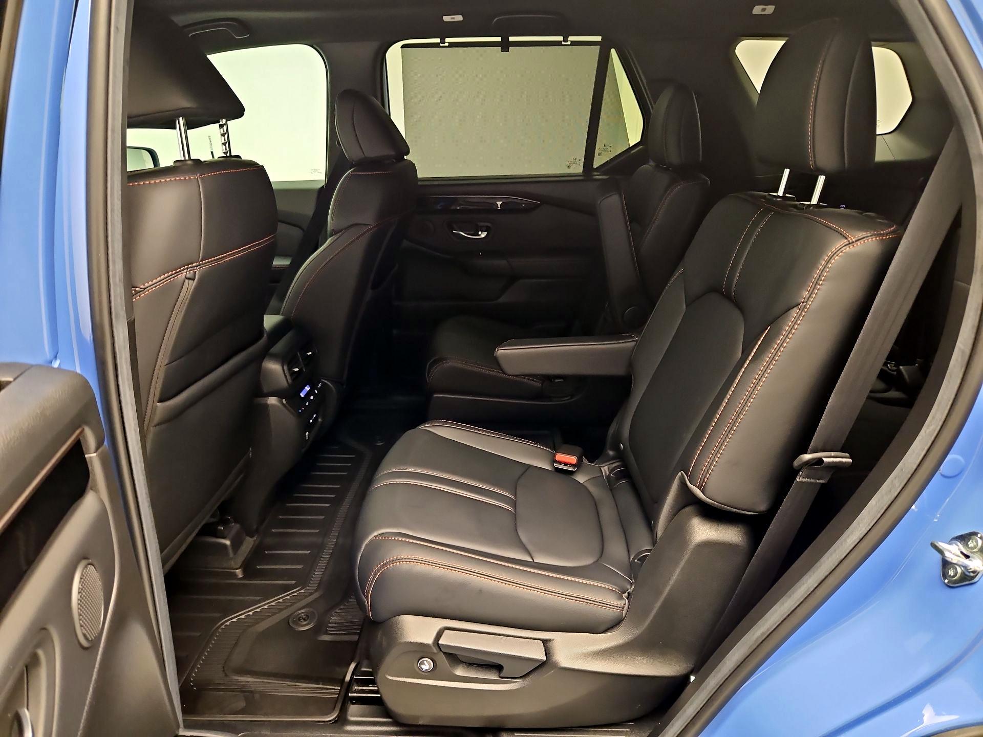 Thumbnail: 2025 Honda Pilot - 17