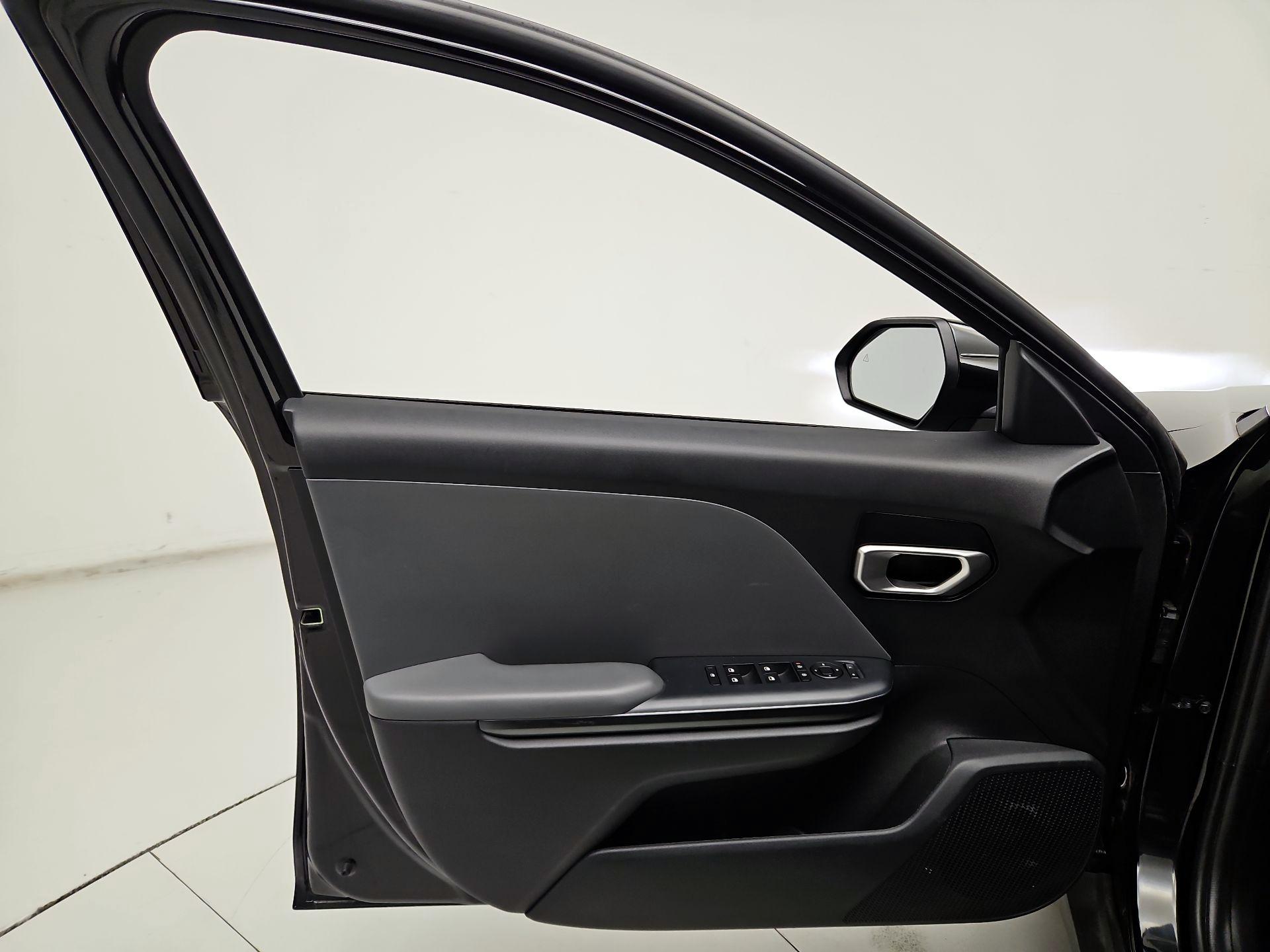 Thumbnail: 2025 Kia K4 - 12