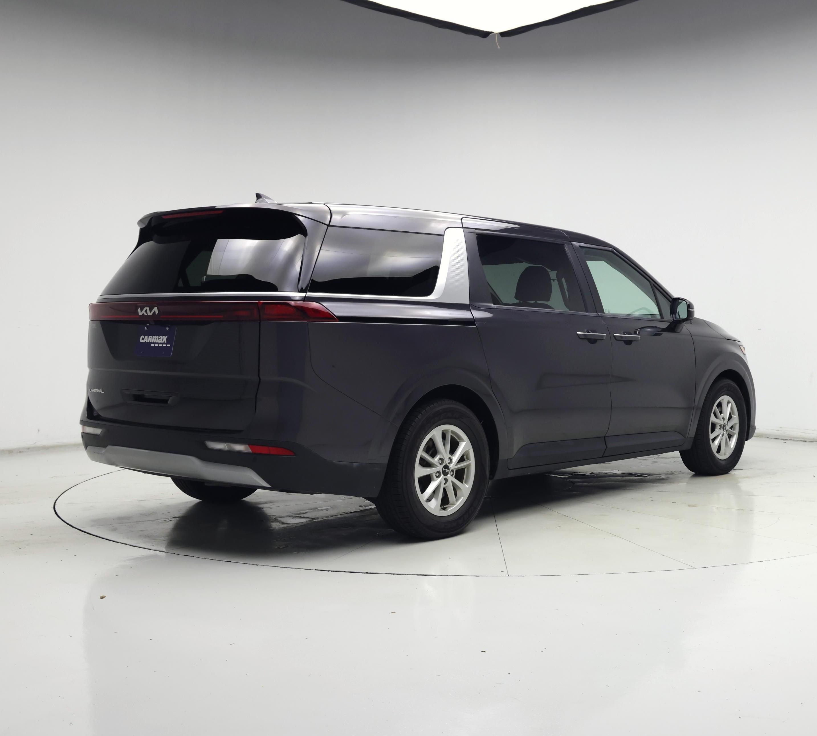 Thumbnail: 2024 Kia Carnival - 8