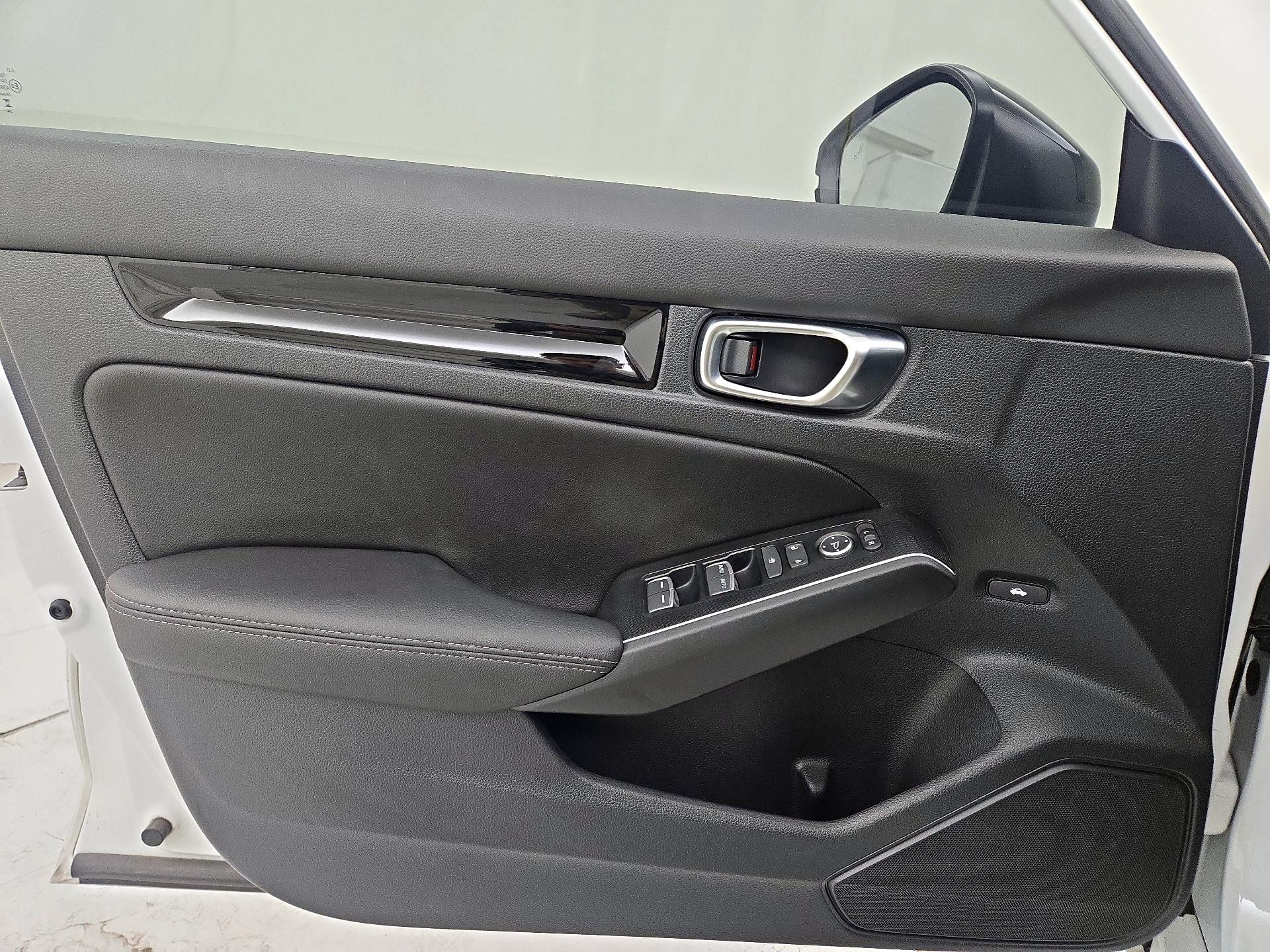 Thumbnail: 2025 Honda Civic - 12