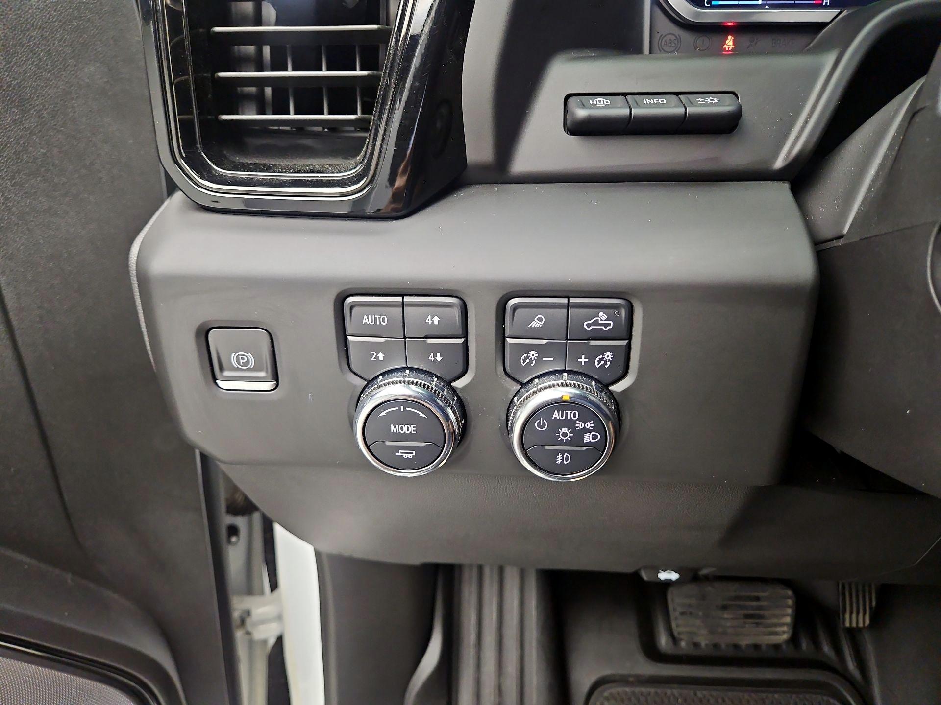 Thumbnail: 2023 GMC Sierra 1500 - 13