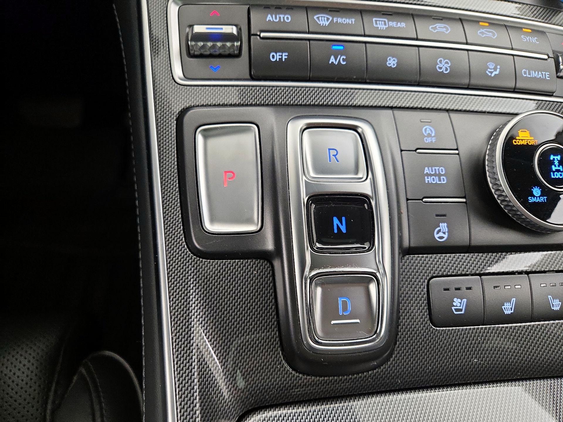 Thumbnail: 2022 Hyundai Santa Fe - 18