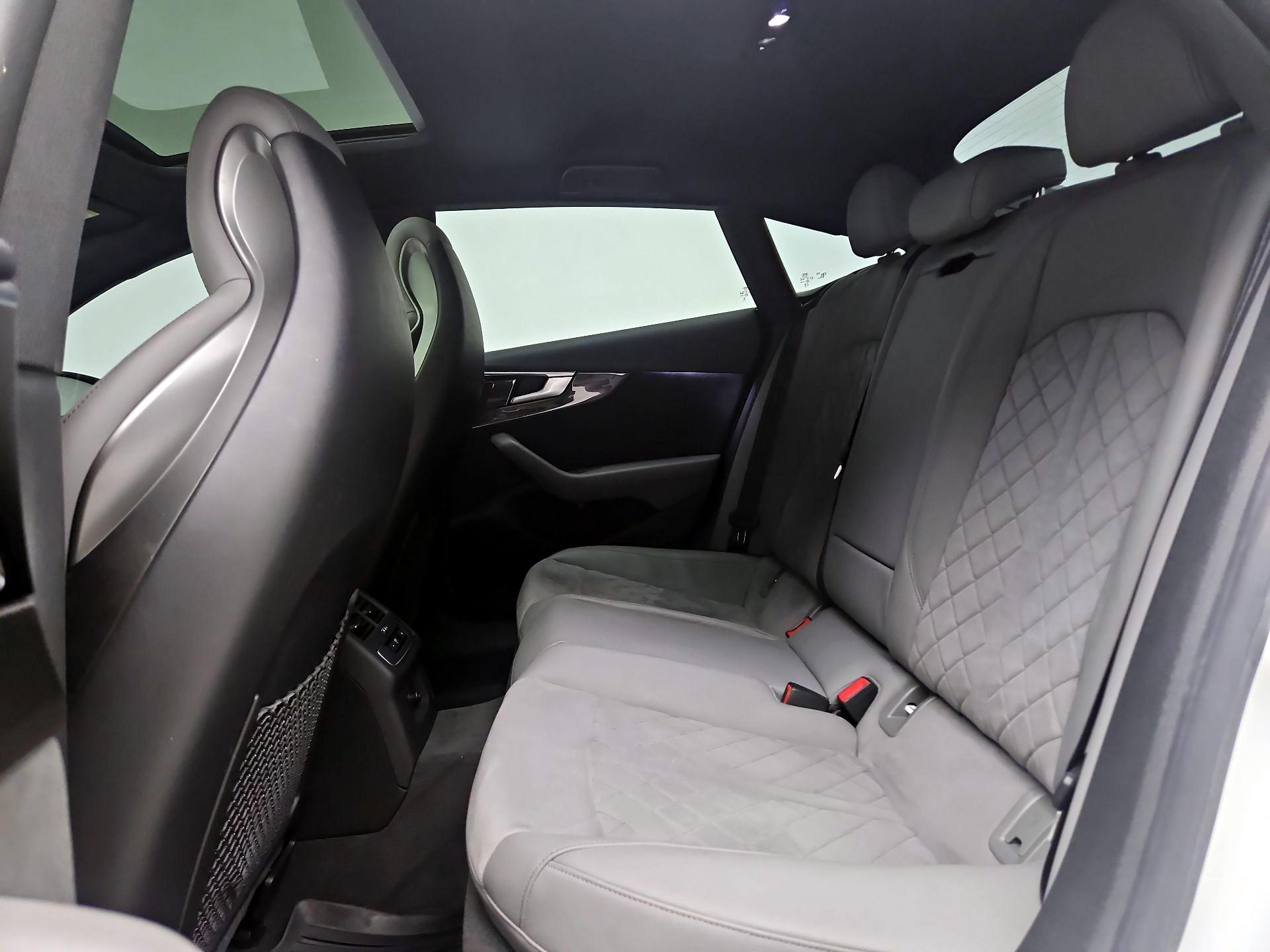 Thumbnail: 2023 Audi S5 - 20