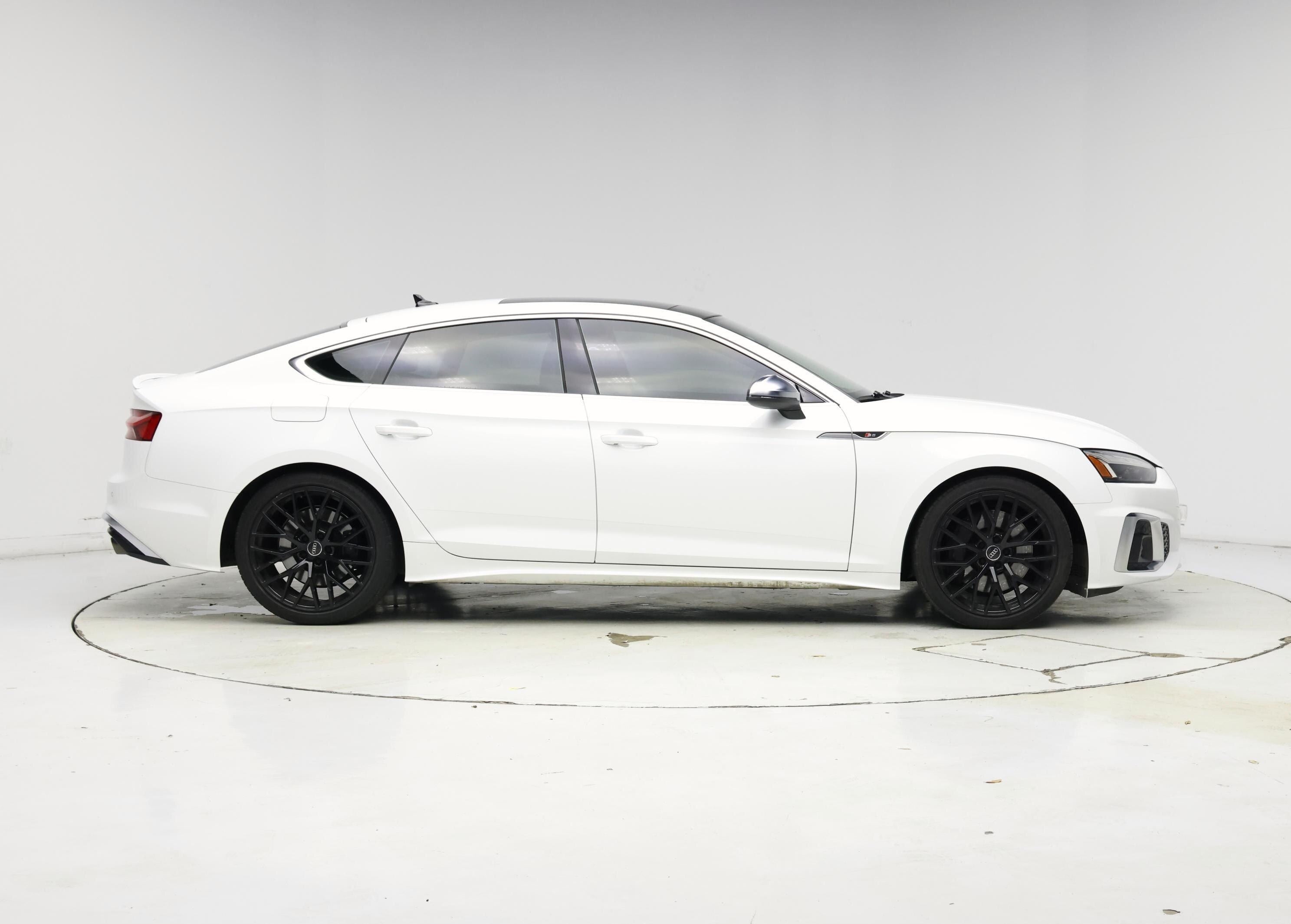 Thumbnail: 2023 Audi S5 - 7