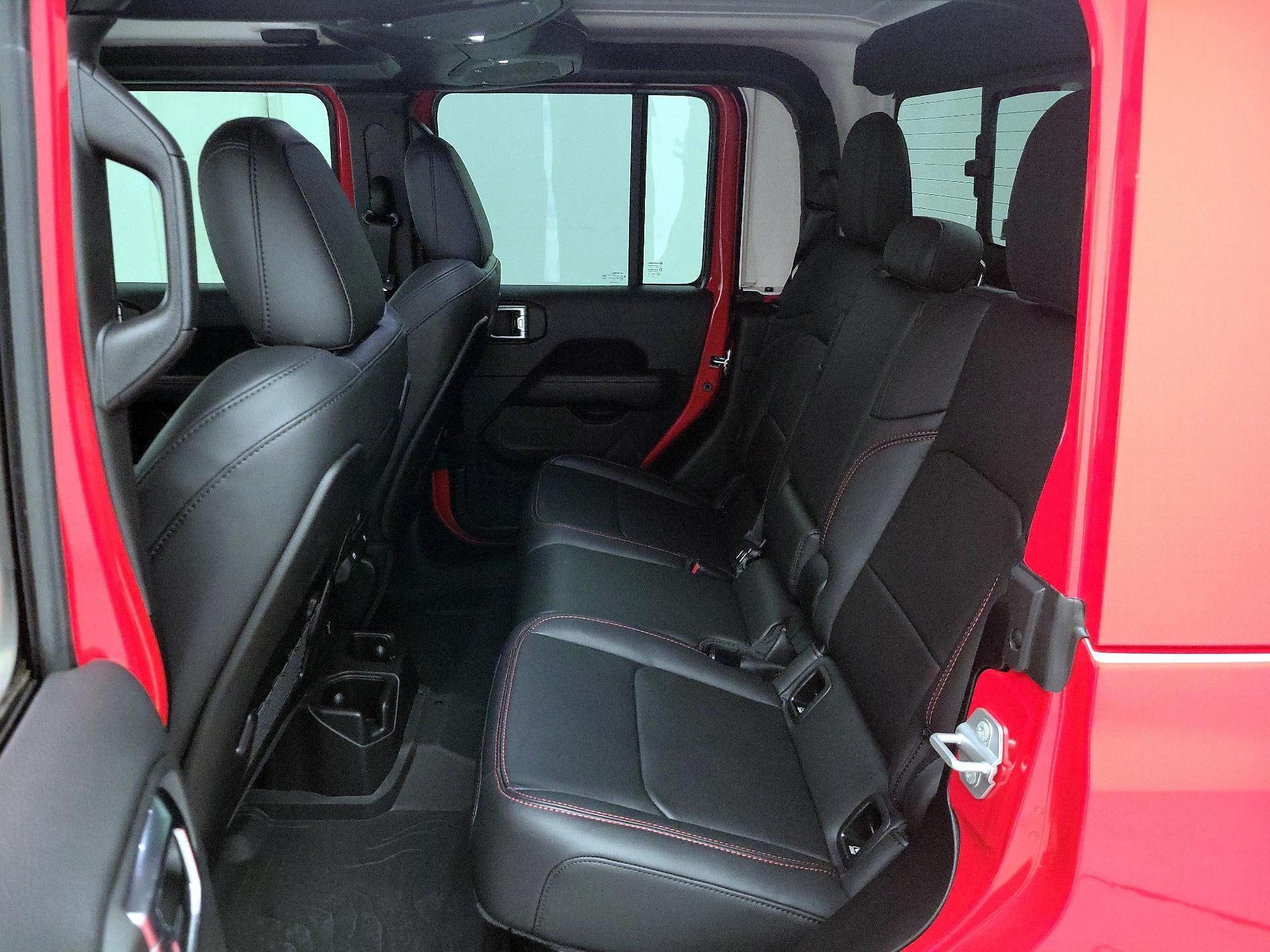 Thumbnail: 2026 Jeep Gladiator - 19