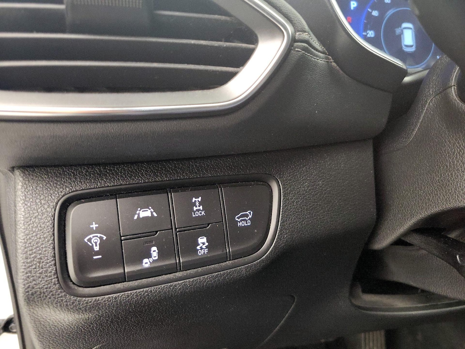 2020 Hyundai Santa Fe SEL - Photo 14