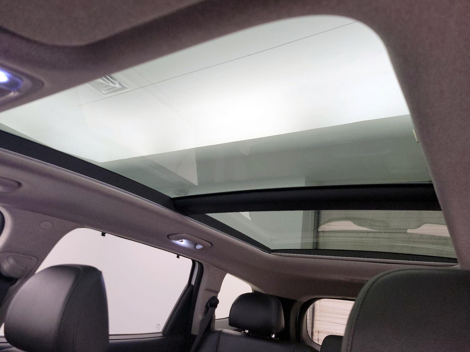 2020 Hyundai Santa Fe SEL - Photo 20
