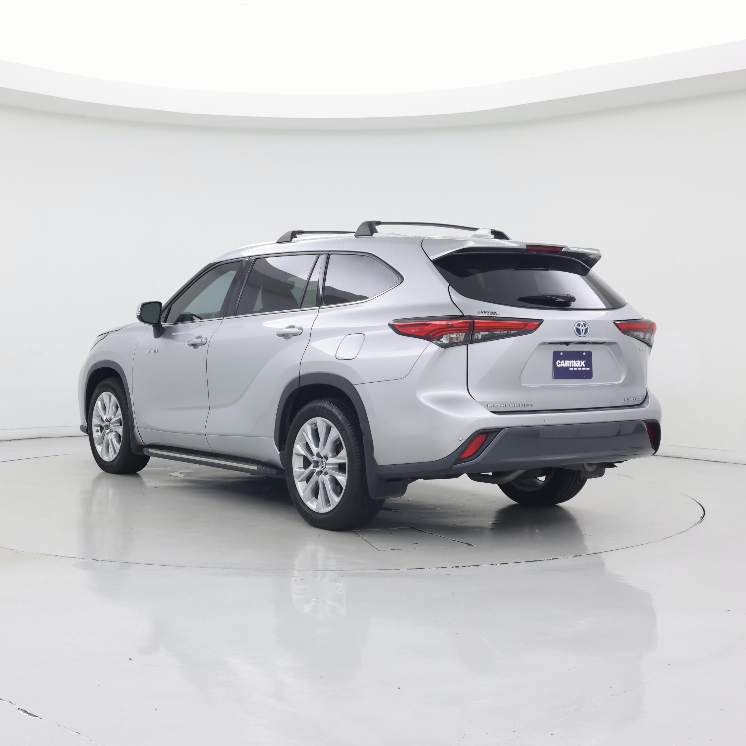 Thumbnail: 2021 Toyota Highlander - 2