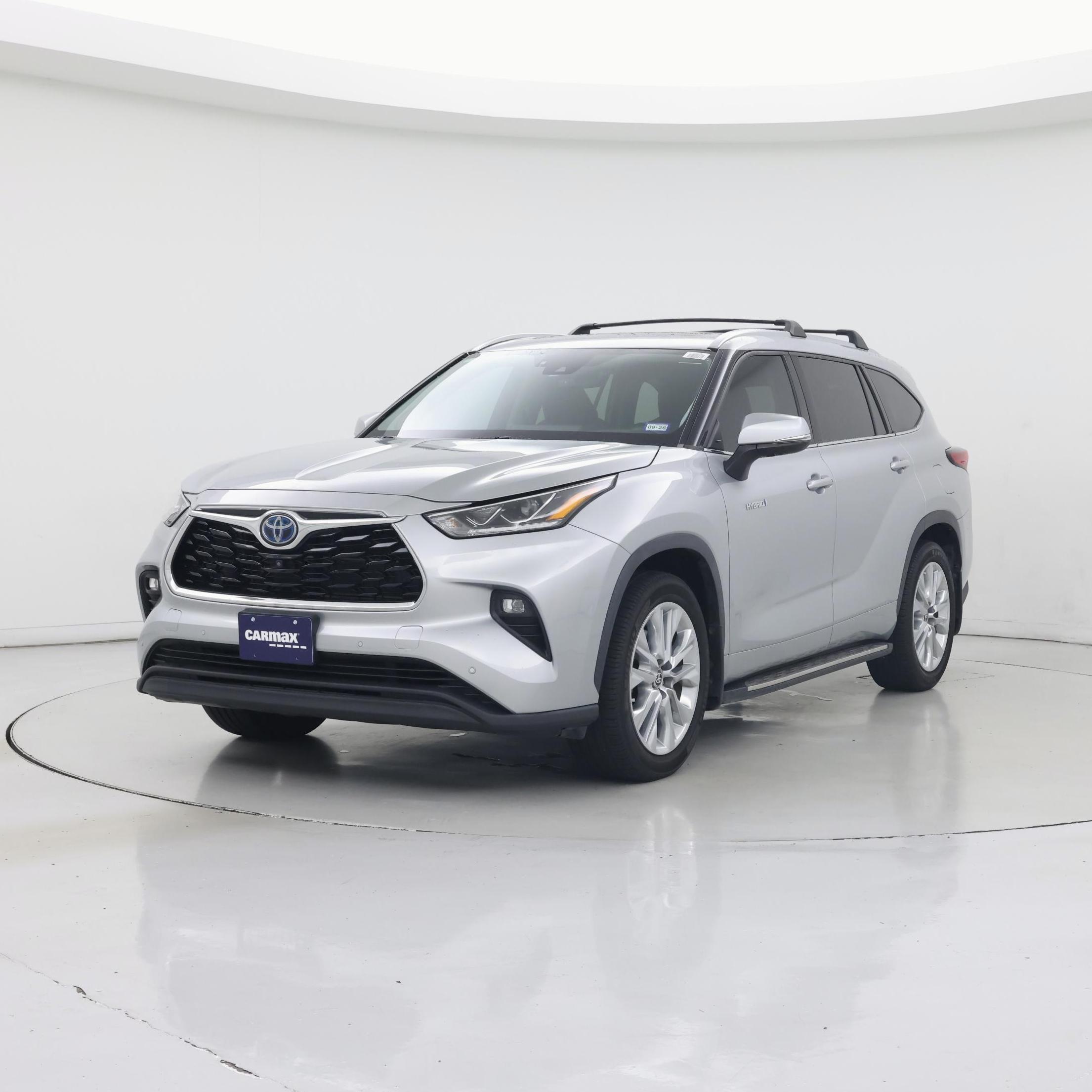 Thumbnail: 2021 Toyota Highlander - 4