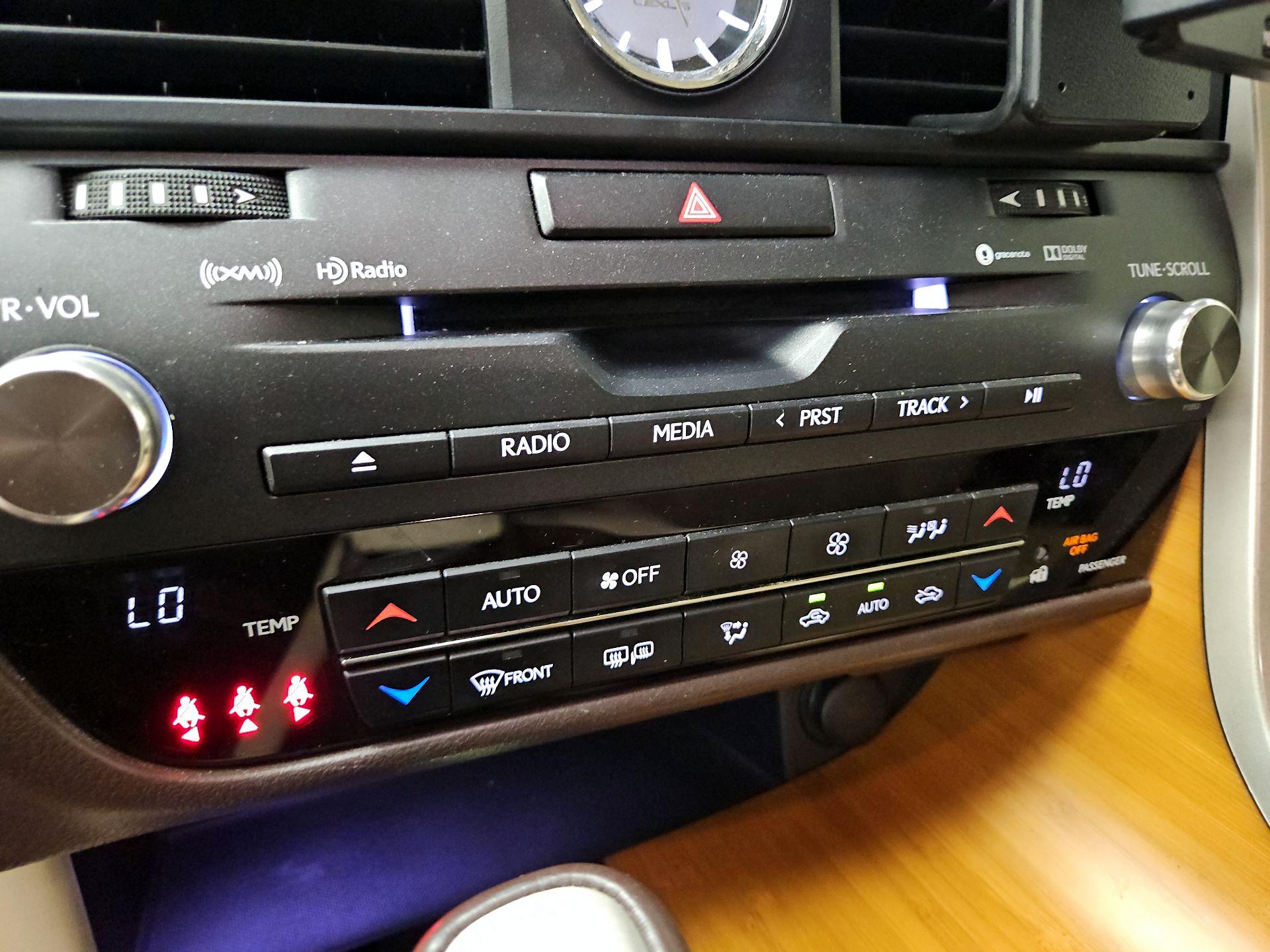 Thumbnail: 2017 Lexus RX - 17