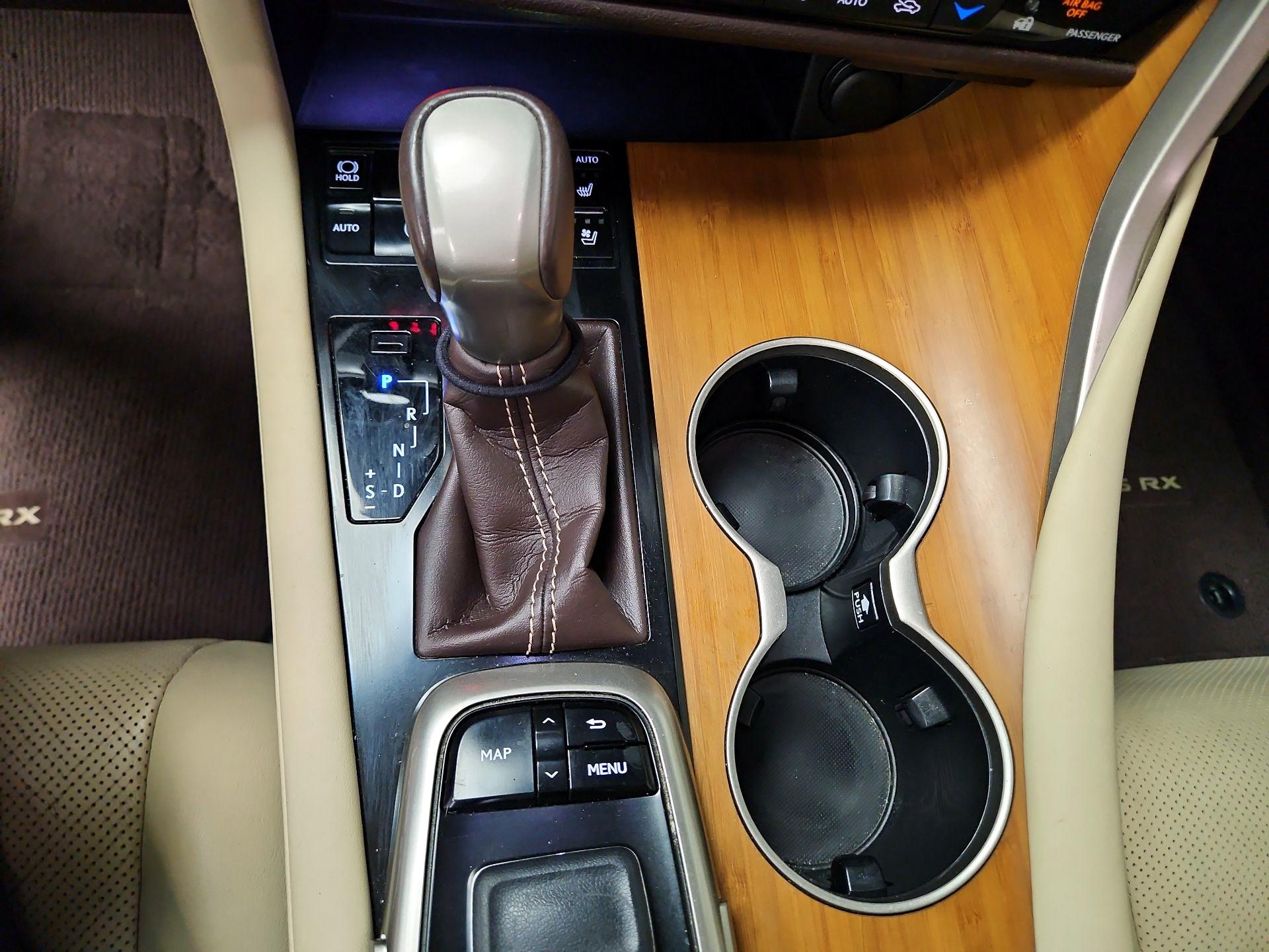 Thumbnail: 2017 Lexus RX - 18