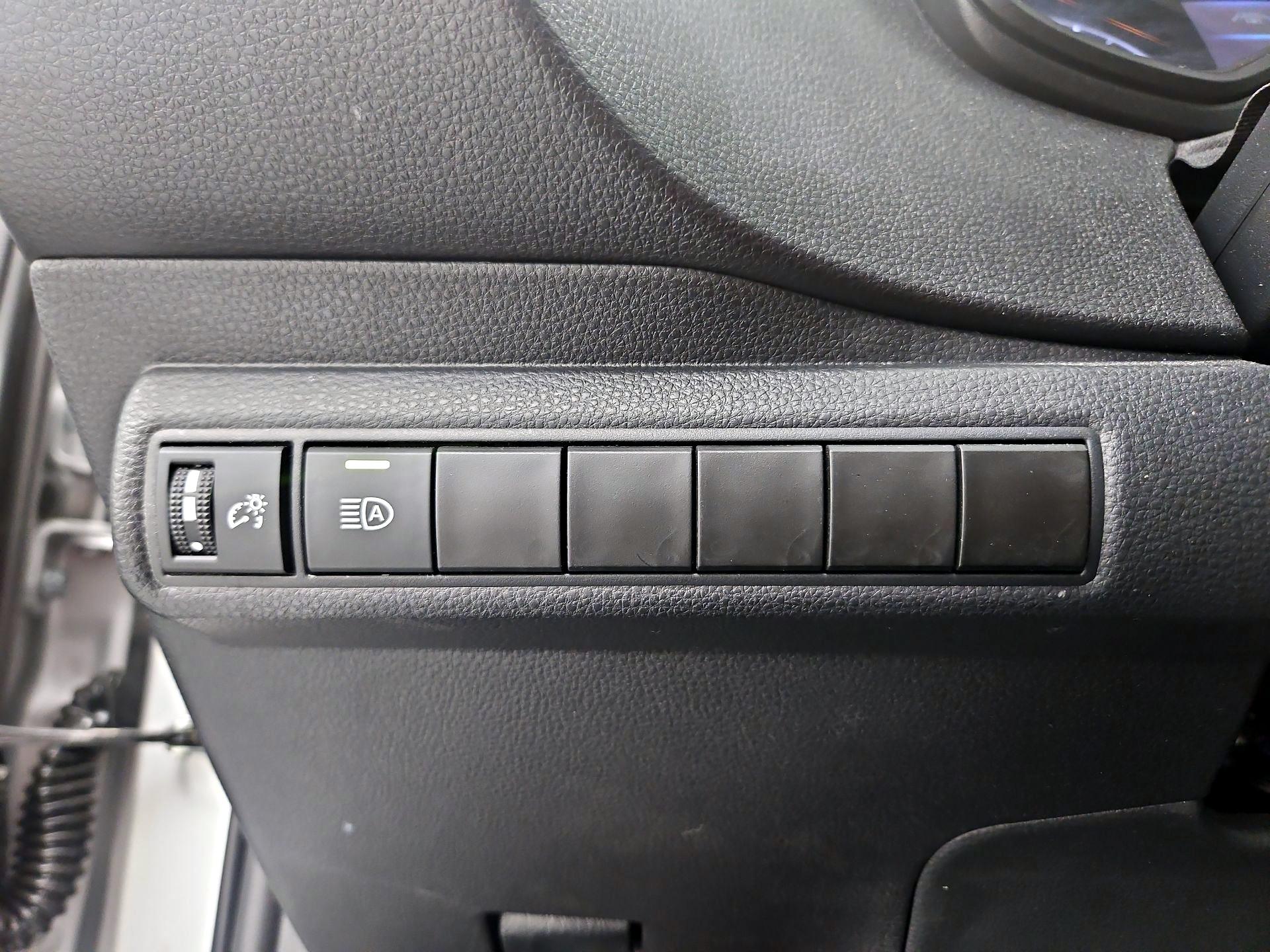 Thumbnail: 2025 Toyota Corolla - 13