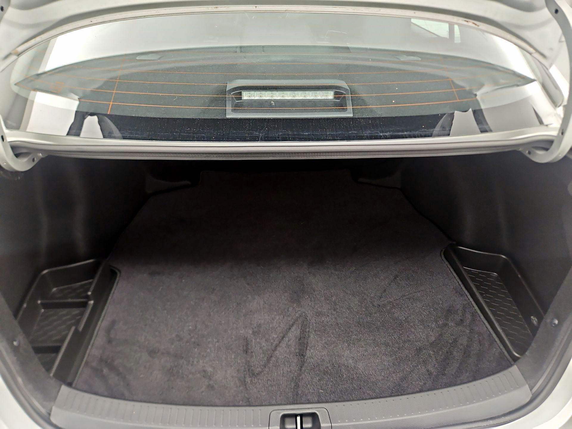 Thumbnail: 2025 Toyota Corolla - 19