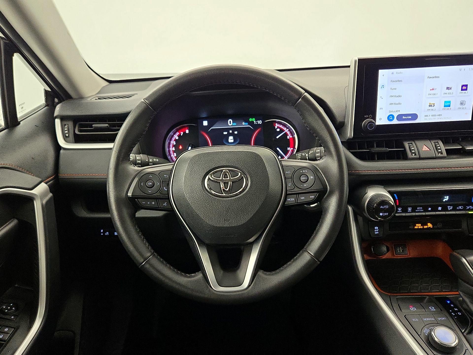 Thumbnail: 2024 Toyota RAV4 - 10