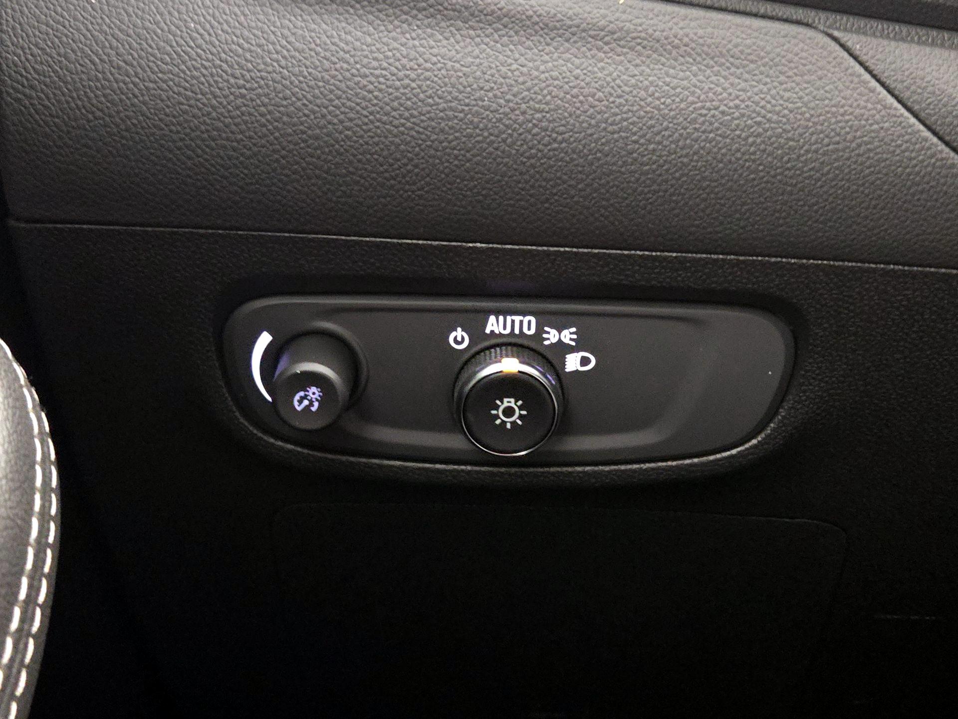 Thumbnail: 2025 Buick Encore GX - 13