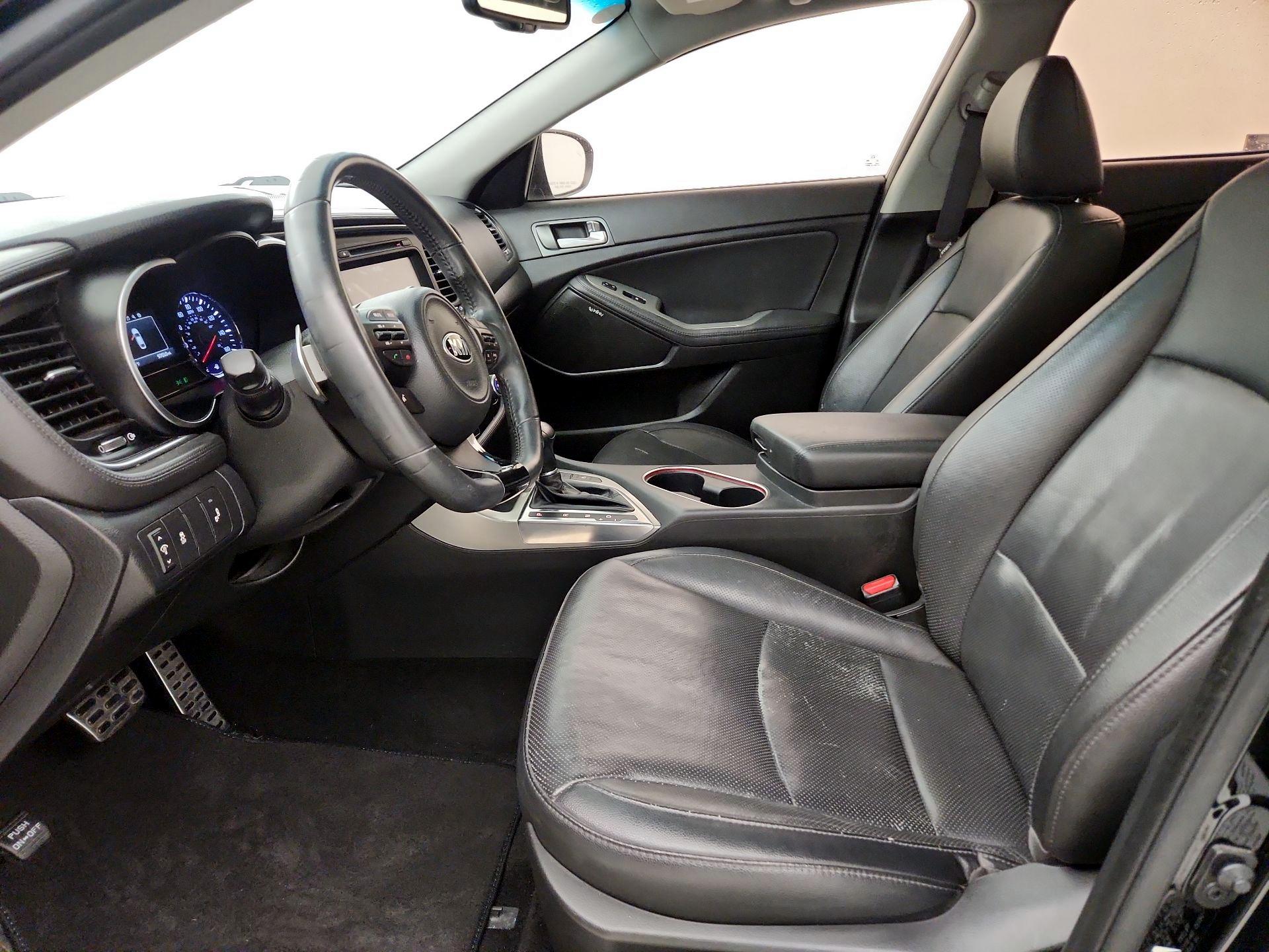 Thumbnail: 2015 Kia Optima - 9