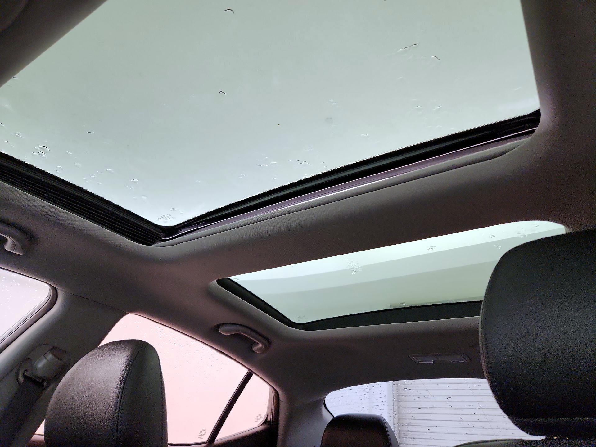 Thumbnail: 2015 Kia Optima - 17