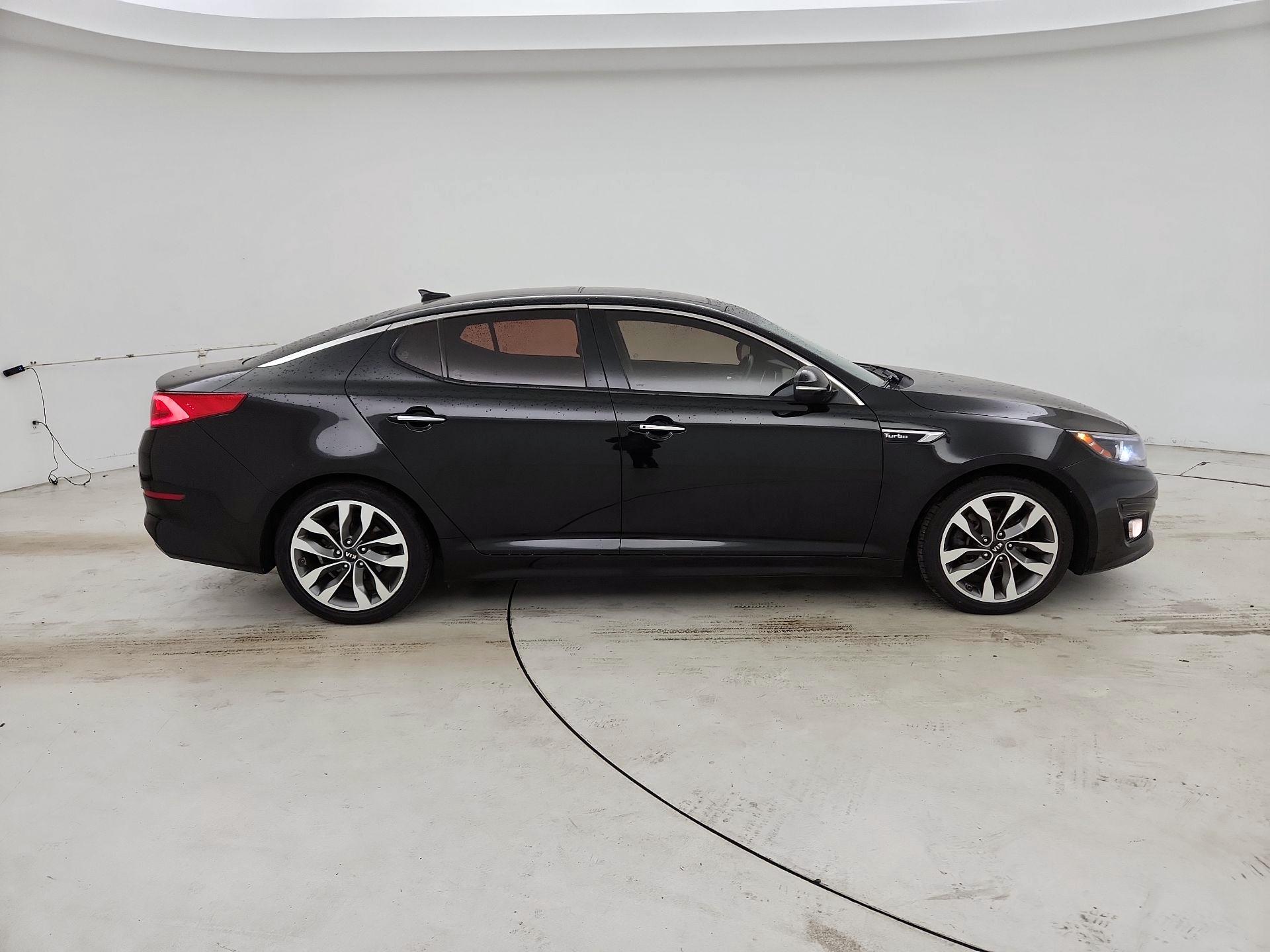 Thumbnail: 2015 Kia Optima - 4