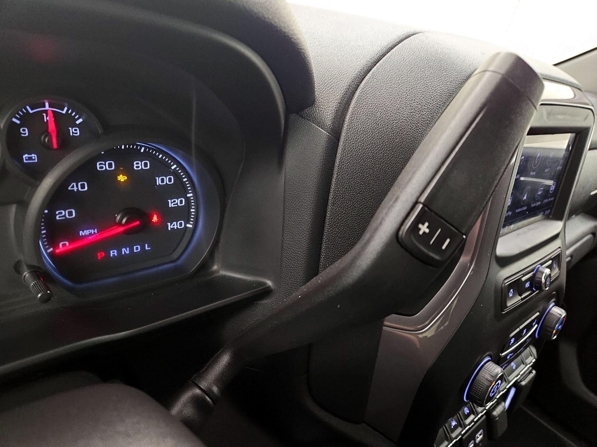 Thumbnail: 2023 Chevrolet Silverado 1500 - 17