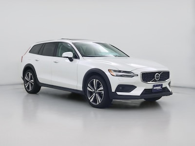 2025 Volvo V60 Cross Country B5 Plus