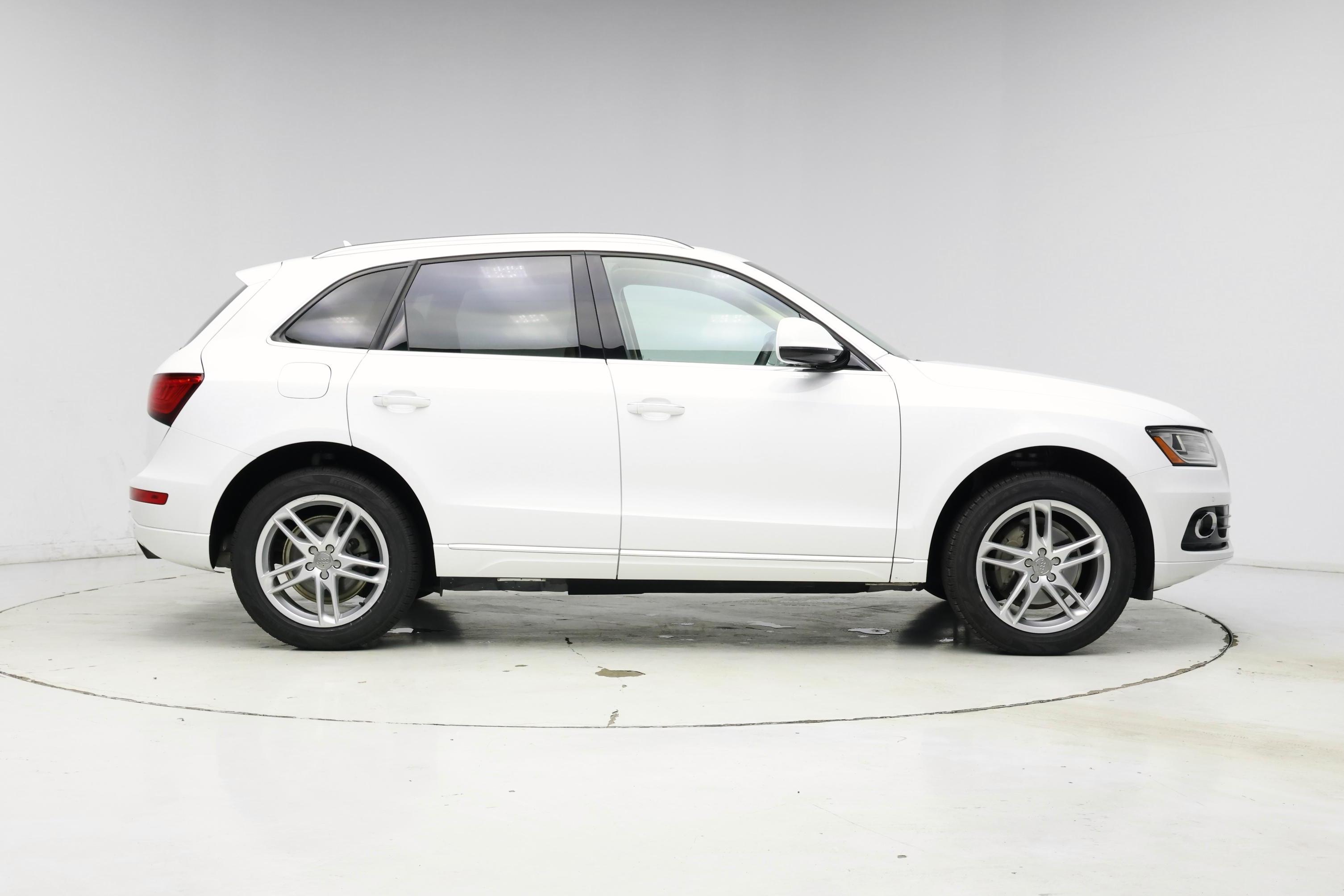 Thumbnail: 2017 Audi Q5 - 7