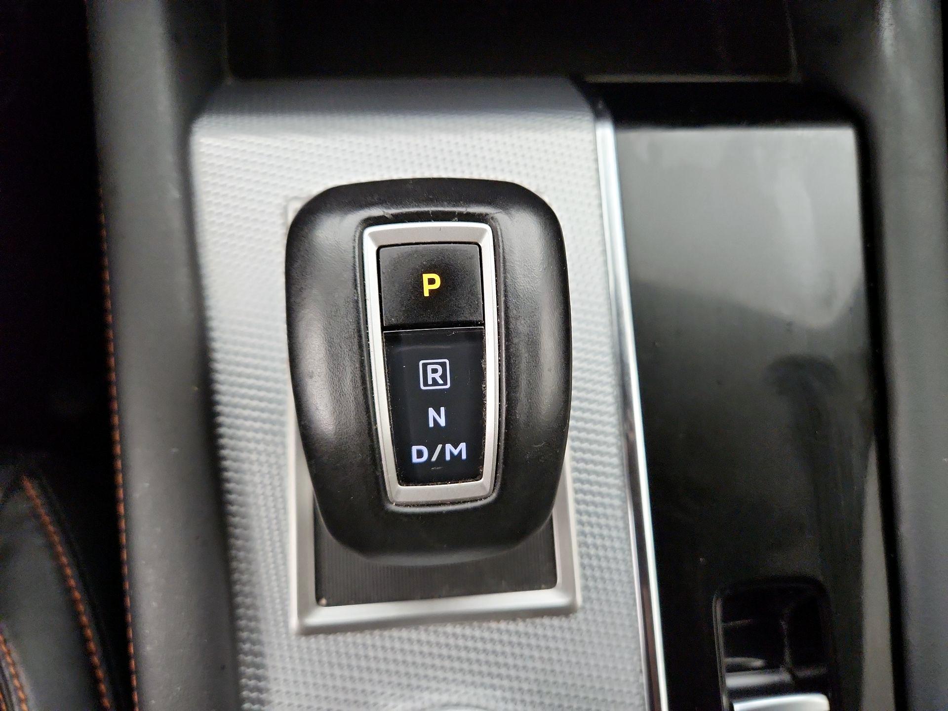 Thumbnail: 2022 Mitsubishi Outlander - 18