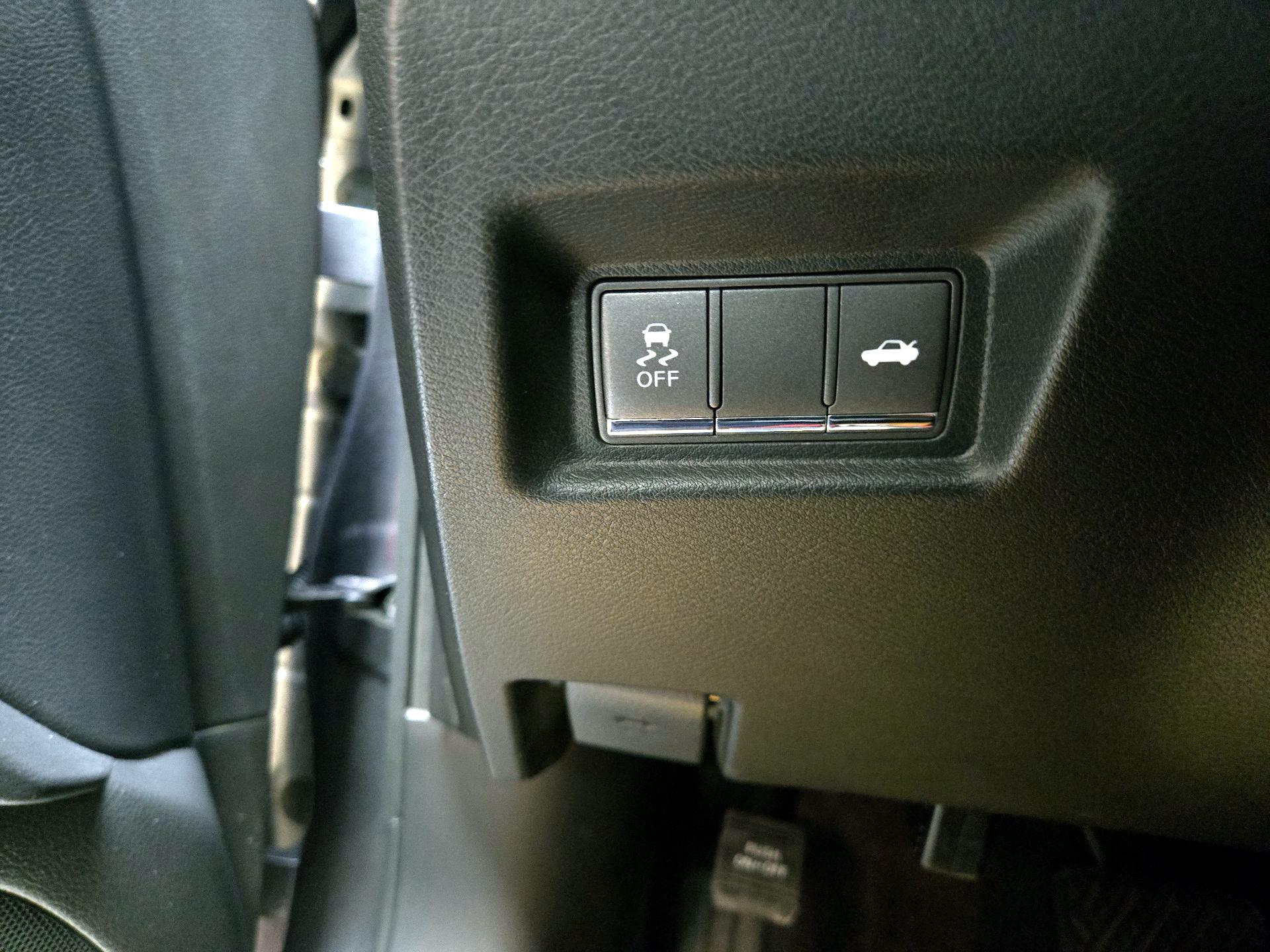 Thumbnail: 2019 INFINITI Q60 - 13