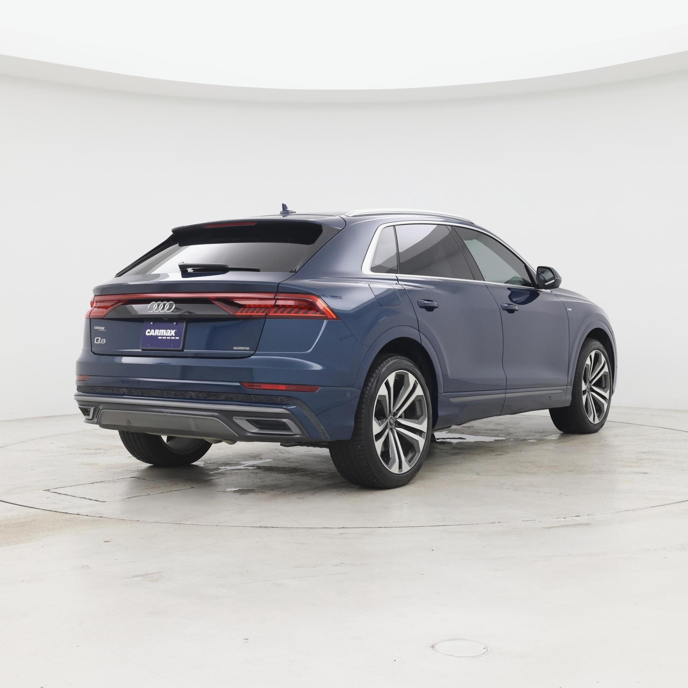 Thumbnail: 2021 Audi Q8 - 8