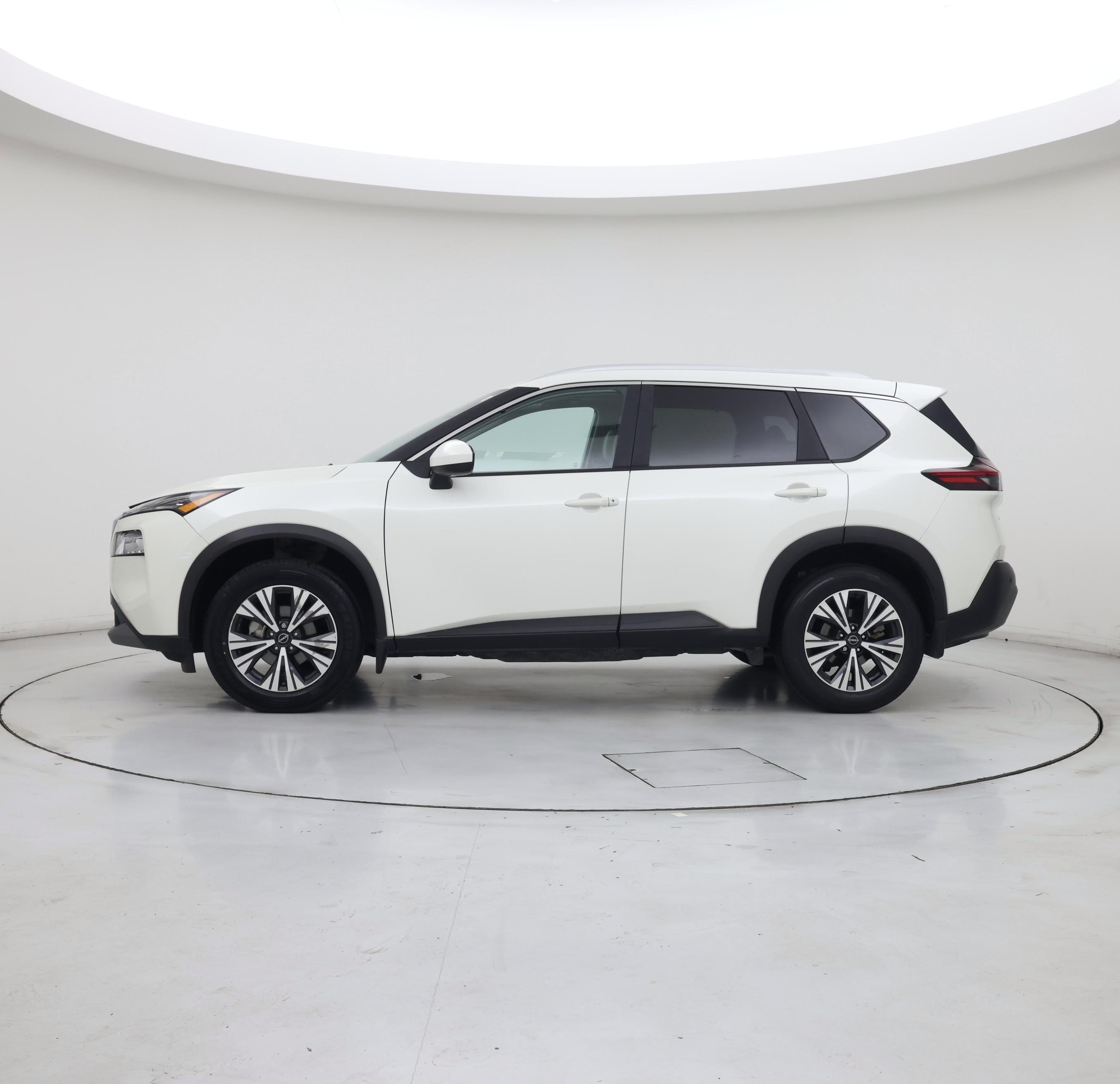 Thumbnail: 2023 Nissan Rogue - 3