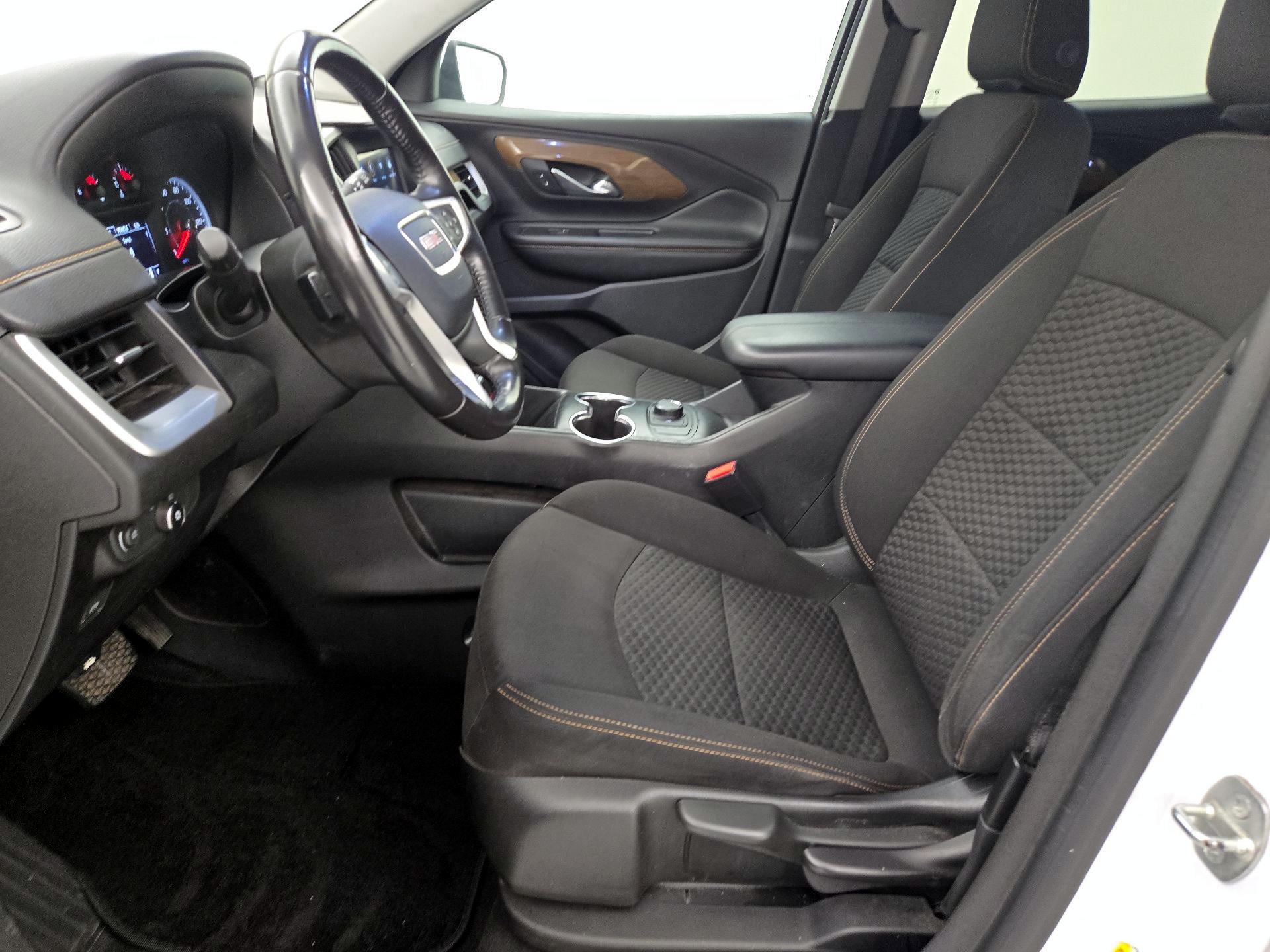 Thumbnail: 2018 GMC Terrain - 11