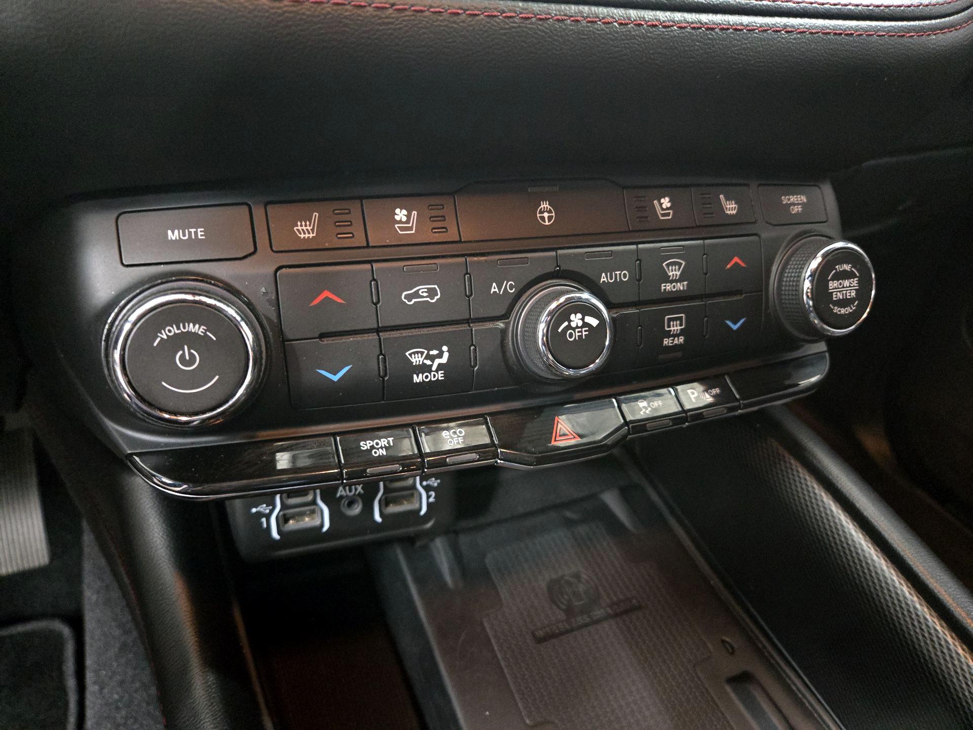 Thumbnail: 2021 Dodge Durango - 17