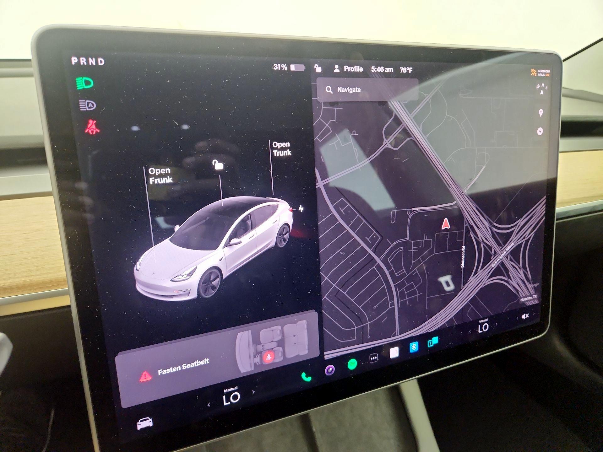Thumbnail: 2022 Tesla Model 3 - 13