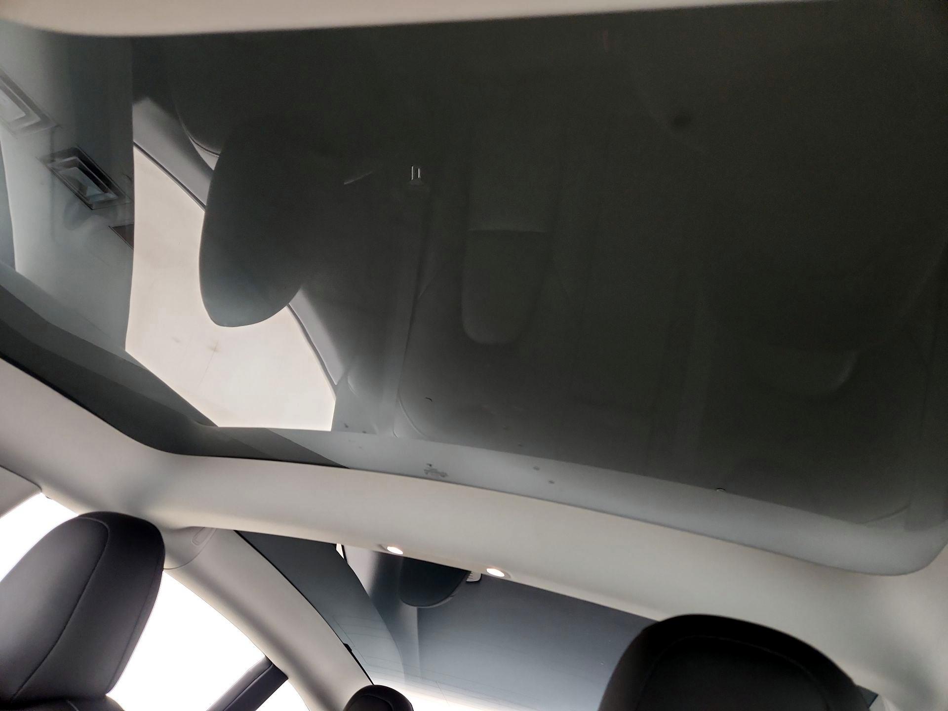 Thumbnail: 2022 Tesla Model 3 - 18