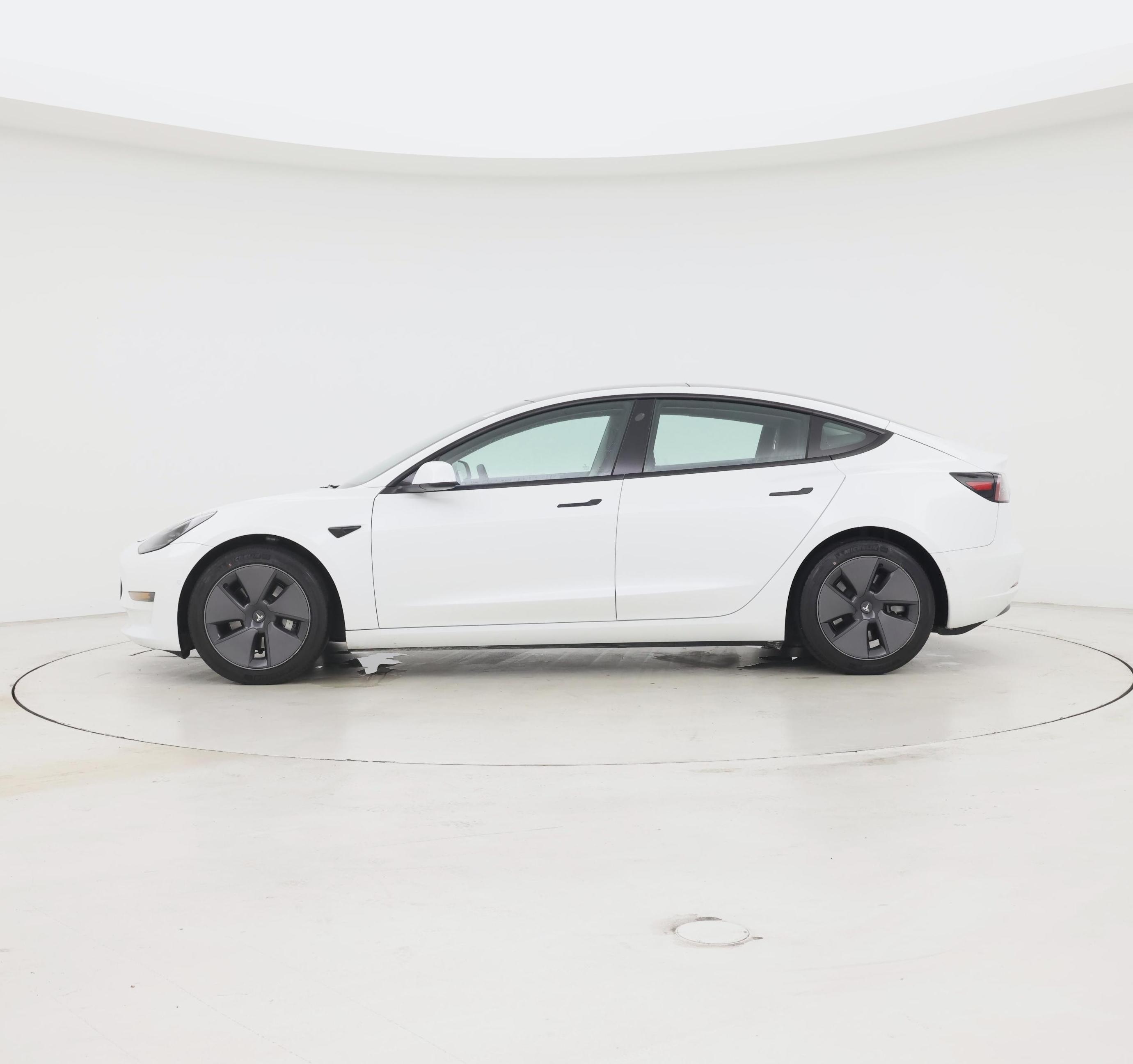Thumbnail: 2022 Tesla Model 3 - 3
